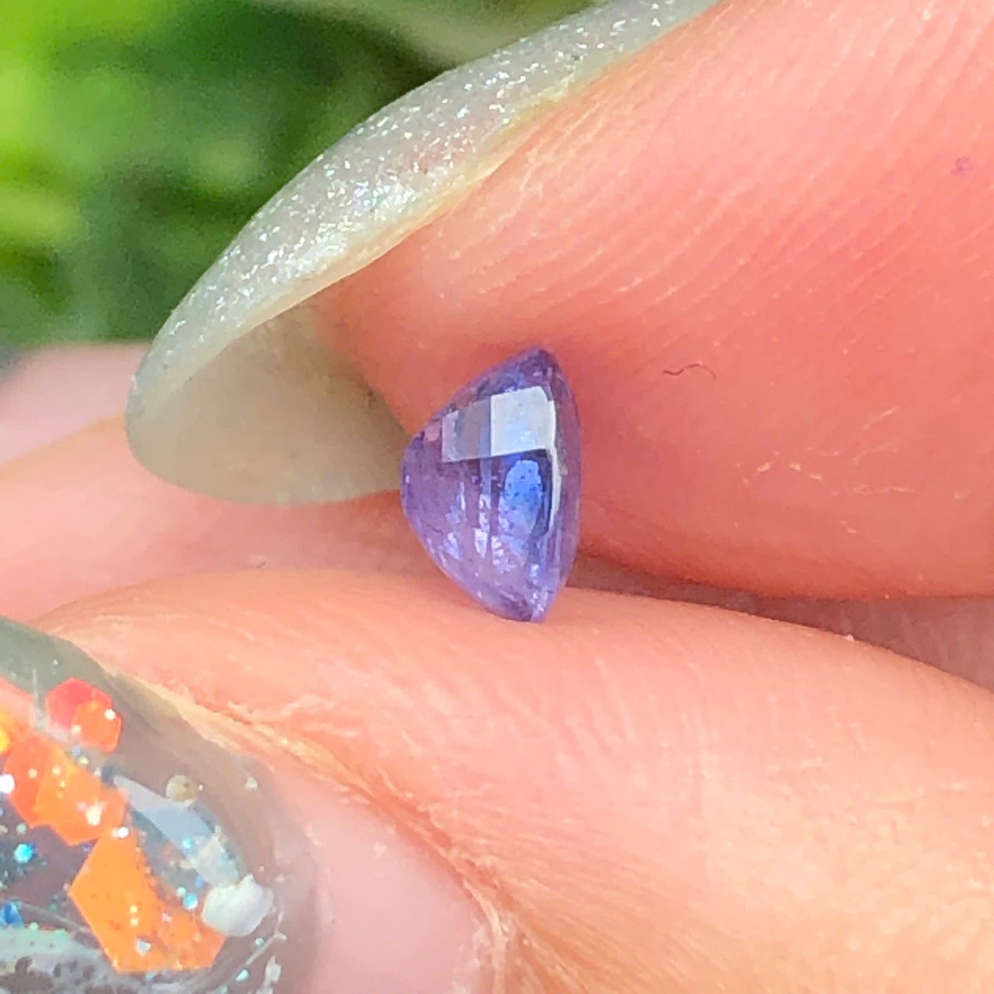 Natural blue silky Sapphire LucYen 0,92ct _060738HG