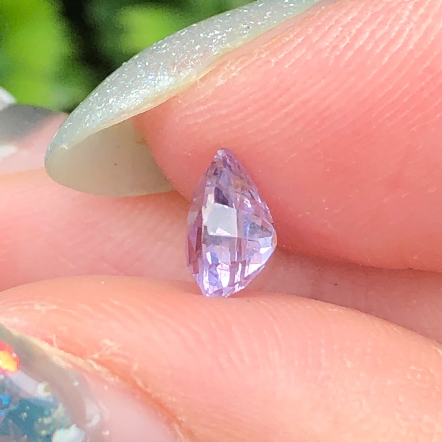 Natural purple spinel Luc Yen 0,64ct _060707HG