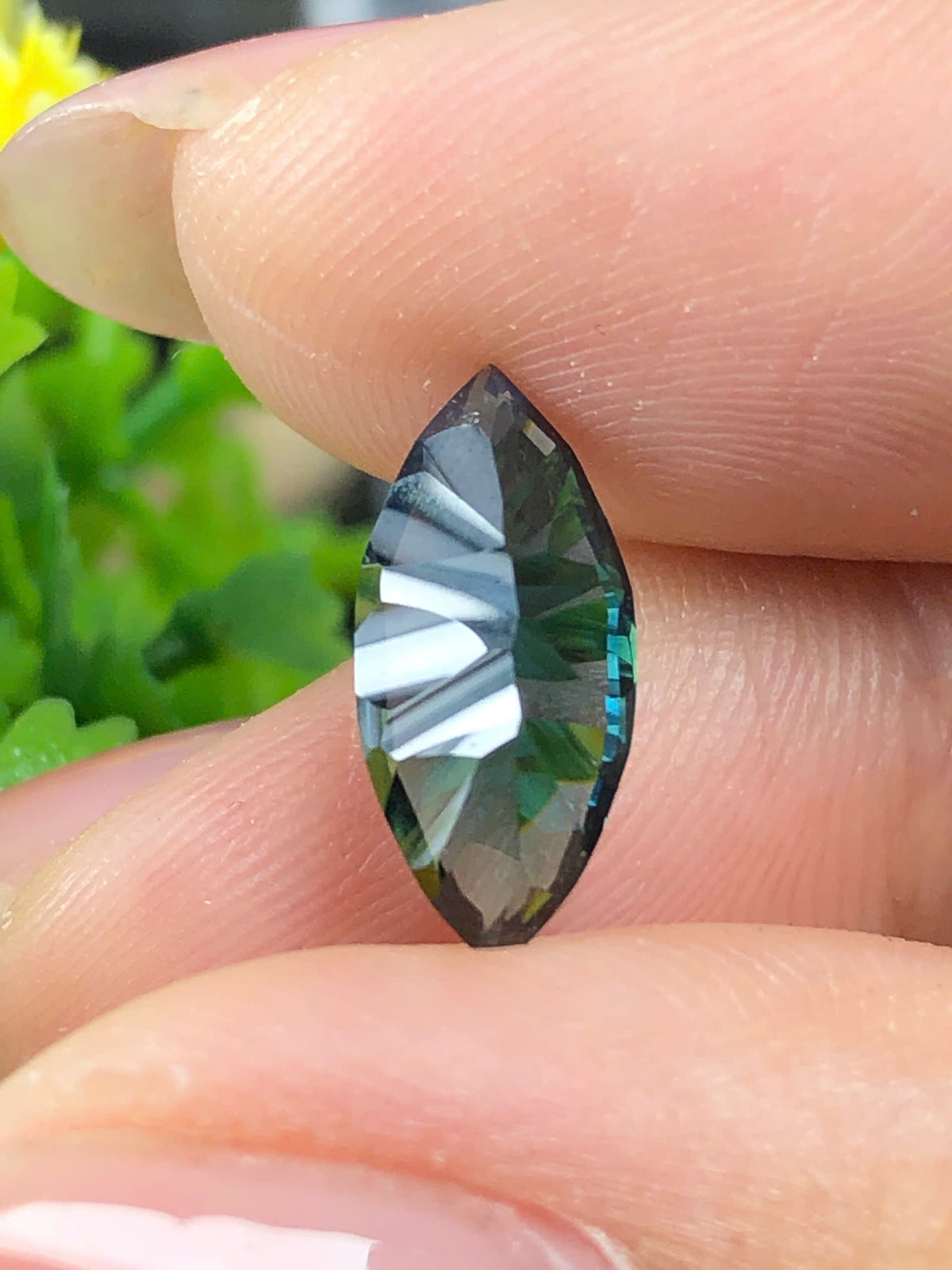 Natural concave Sapphire Phan Thiet 2.17ct_28072653HG