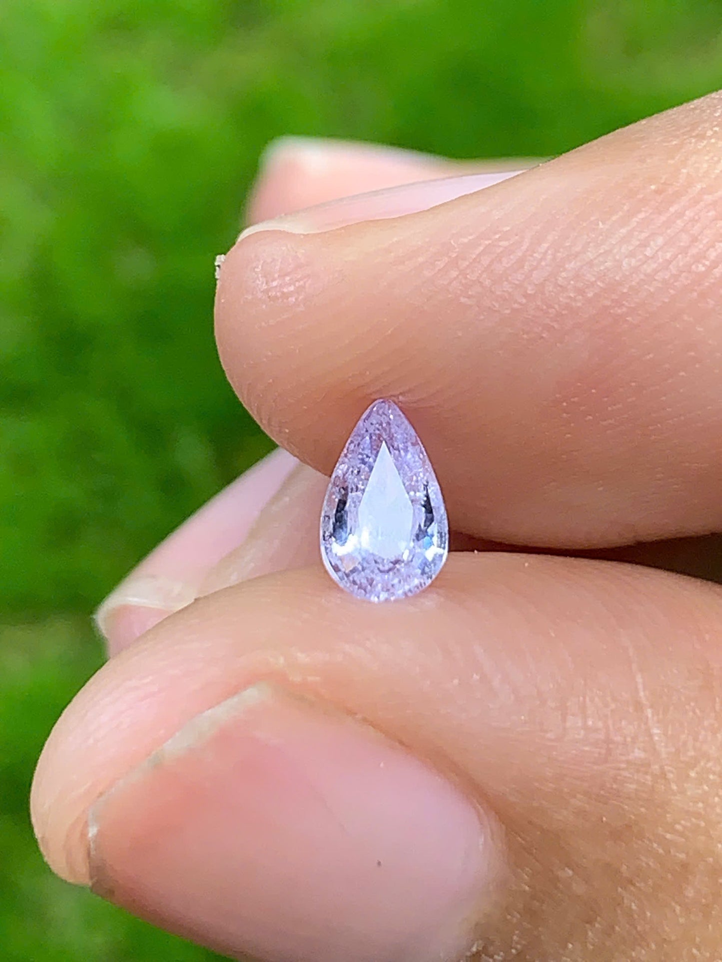 Natural pinklish purple spinel LucYen VietNam 01082507