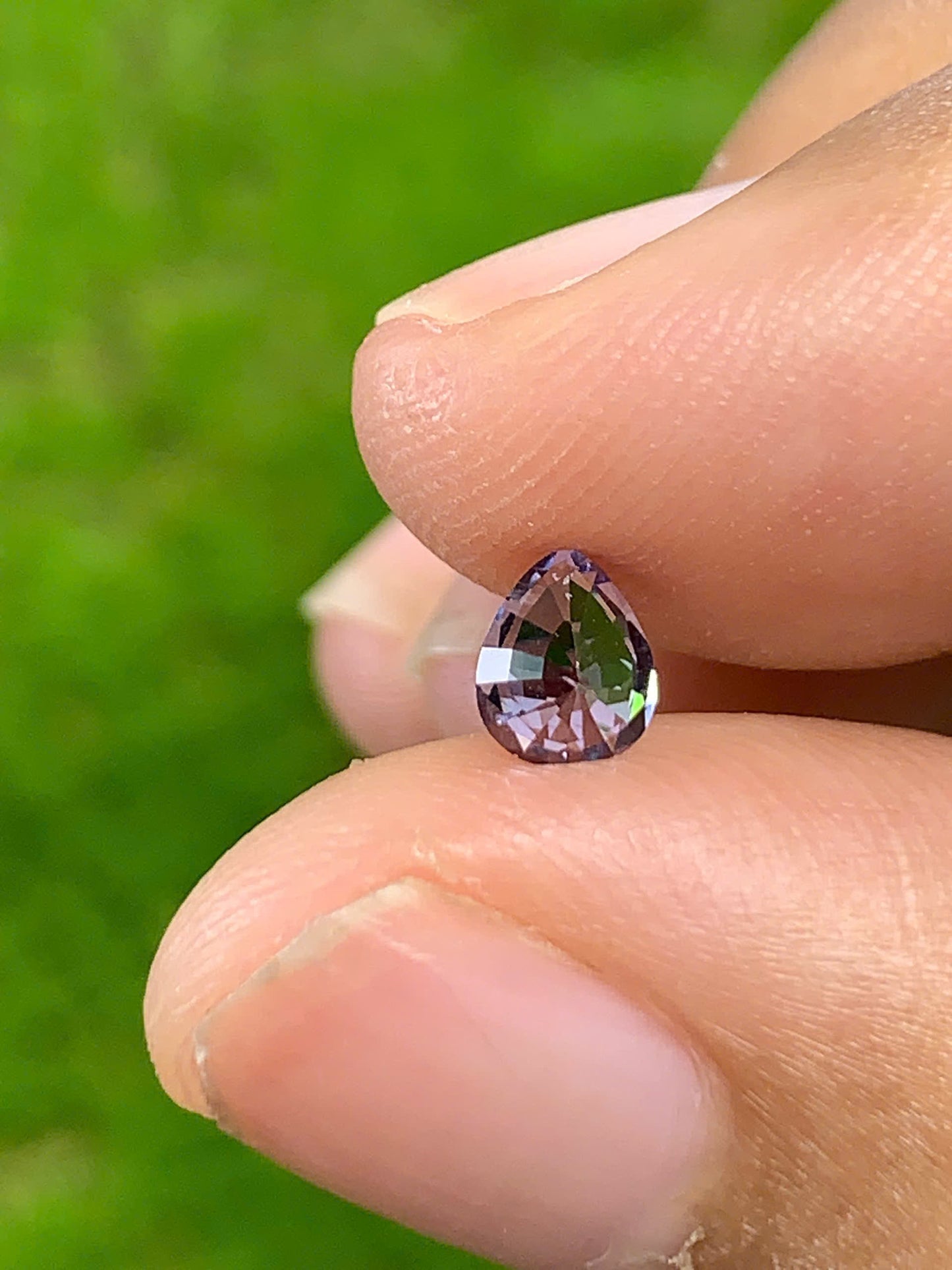 Natural spinel LucYen VietNam 01082512