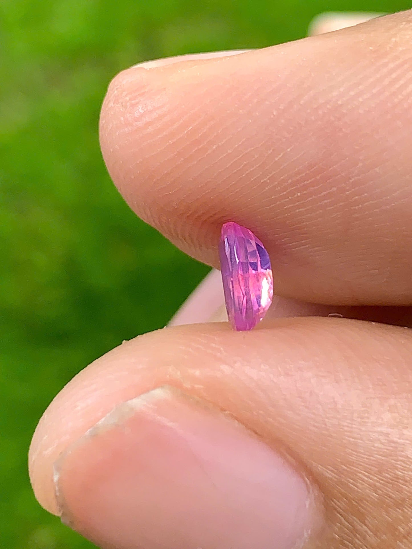 Natural spinel LucYen VietNam 01082517