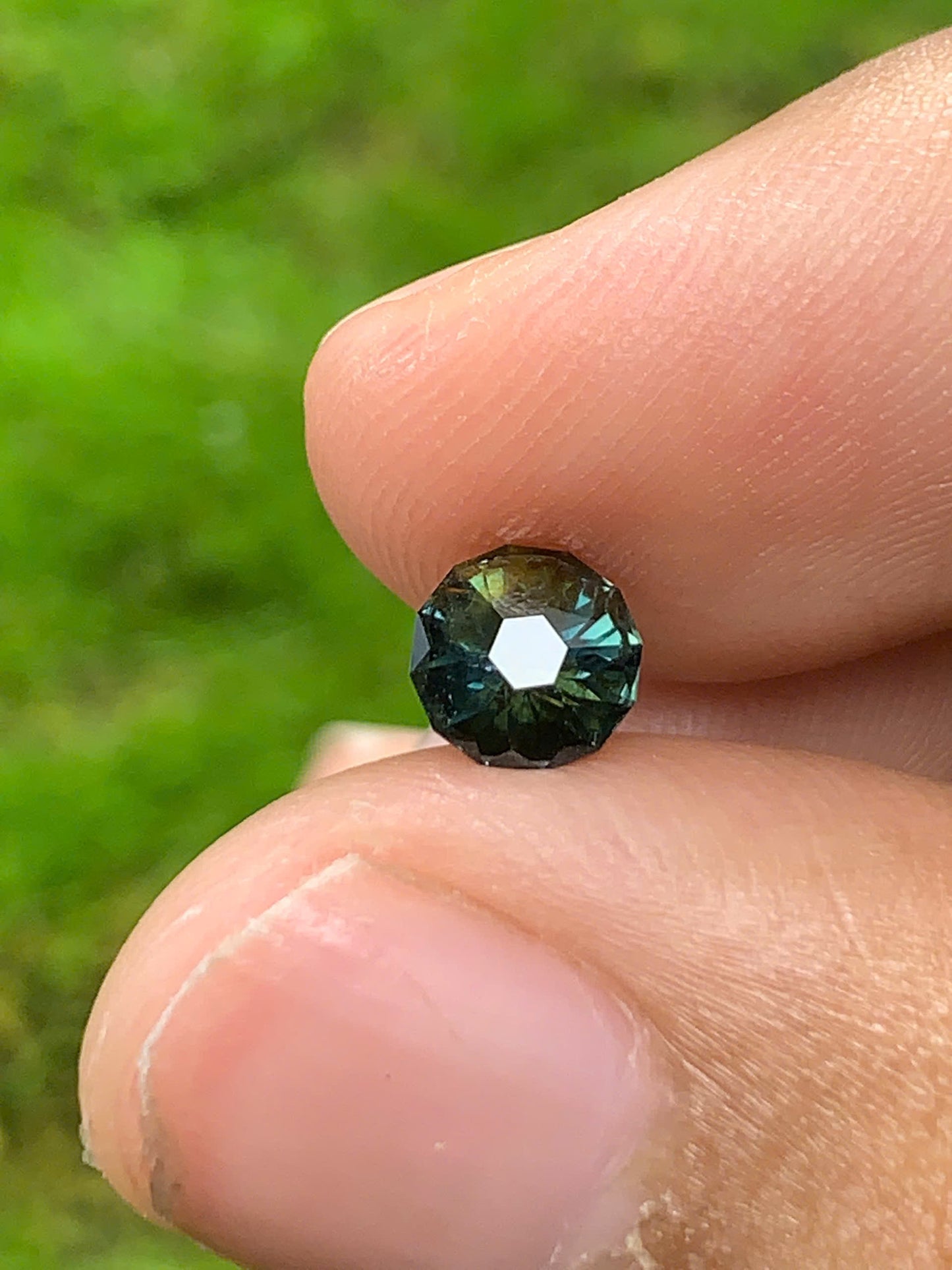 Natural sapphire LucYen VietNam 02082515