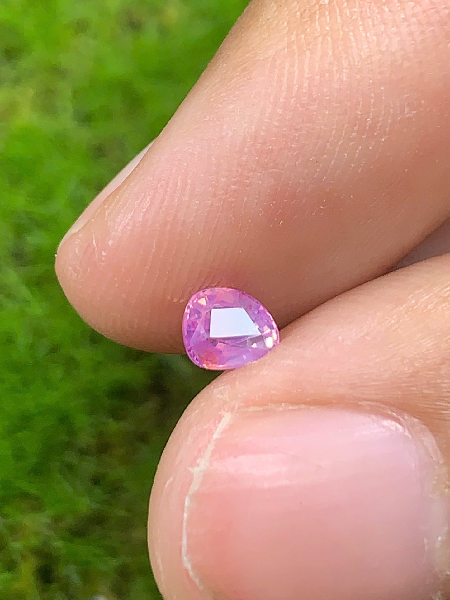 Natural Pink sapphire 0.45cts_ 02082513