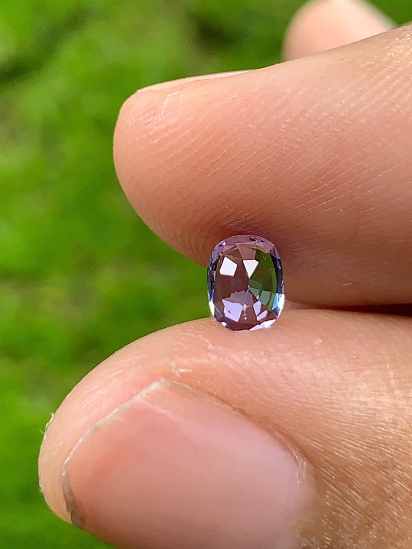 Natural Spinel VietNam 04082501