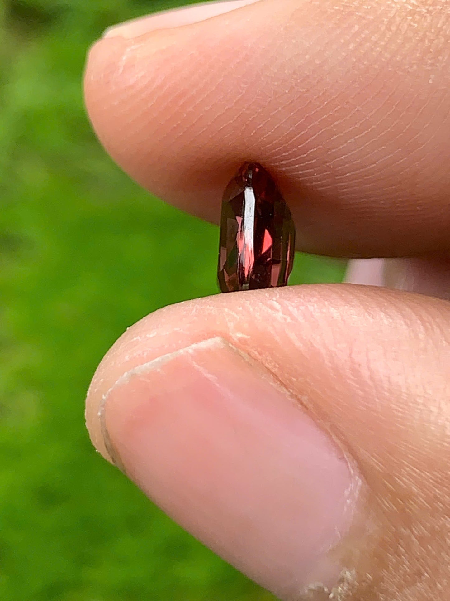 Natural Spinel VietNam 04082502