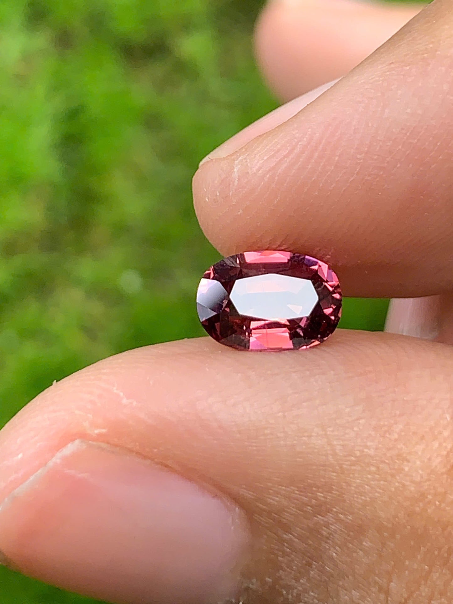 Natural Spinel VietNam 04082504