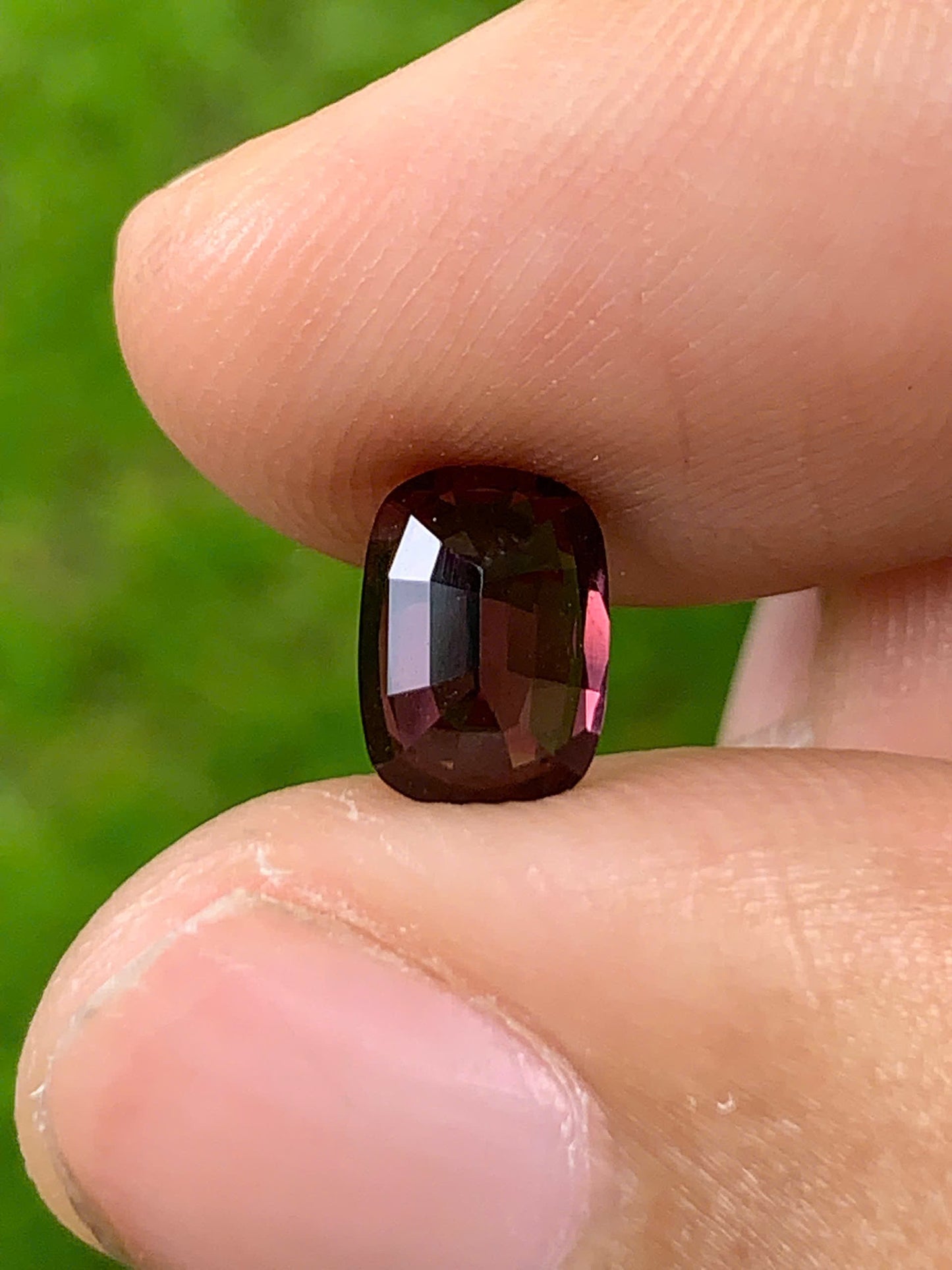 Natural Spinel VietNam 04082507