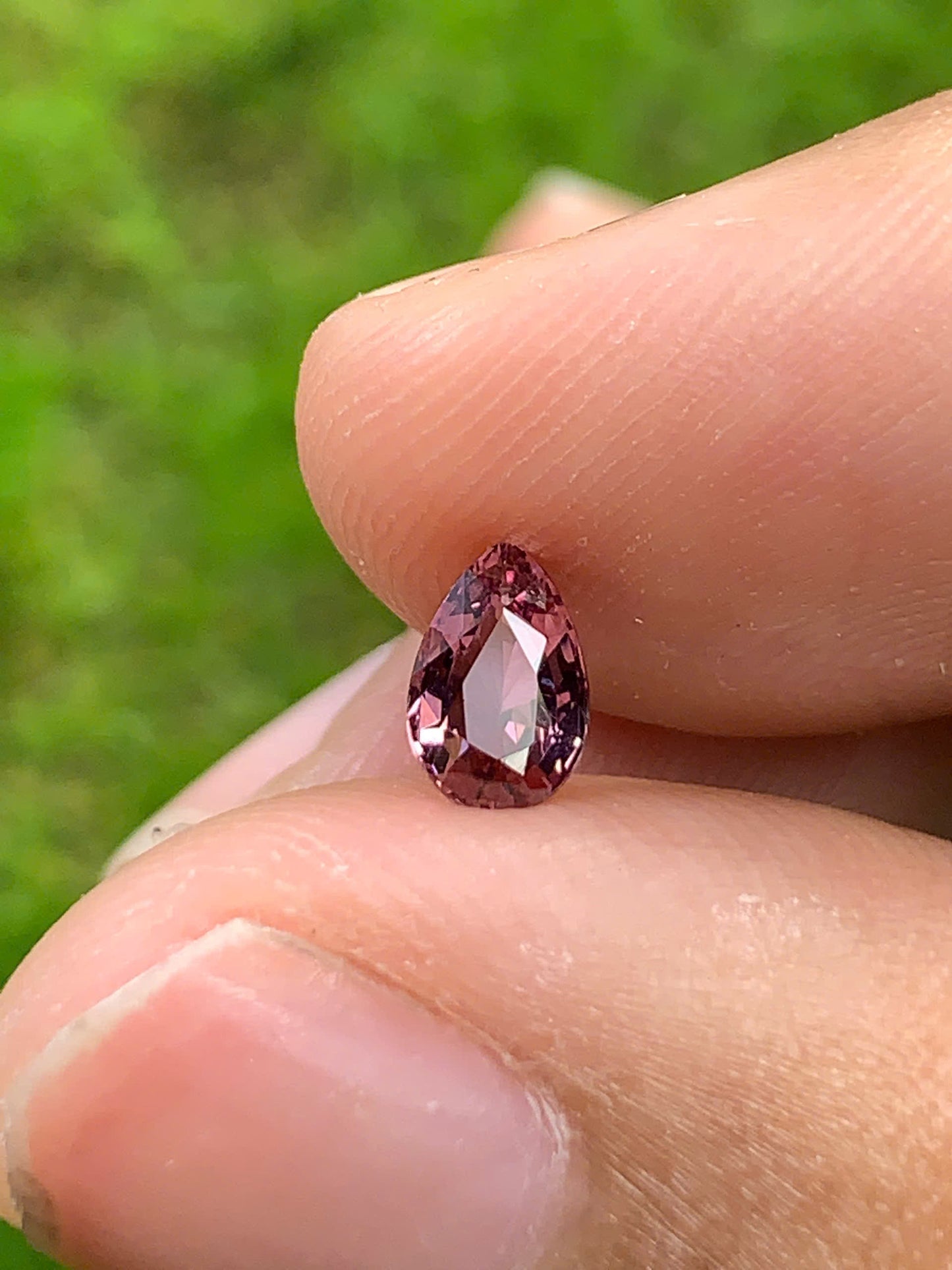 Natural Spinel VietNam 05082513