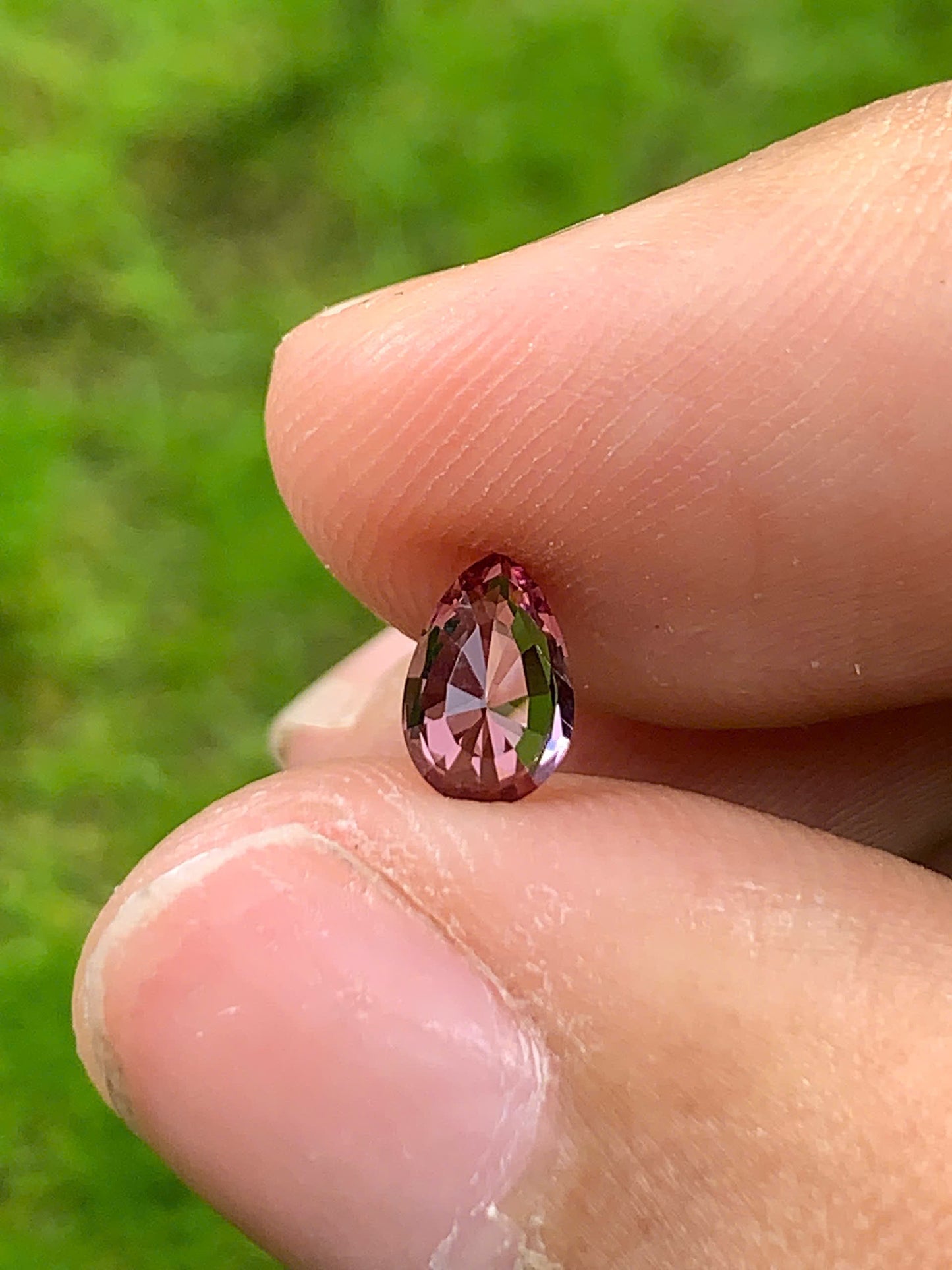 Natural Spinel VietNam 05082513