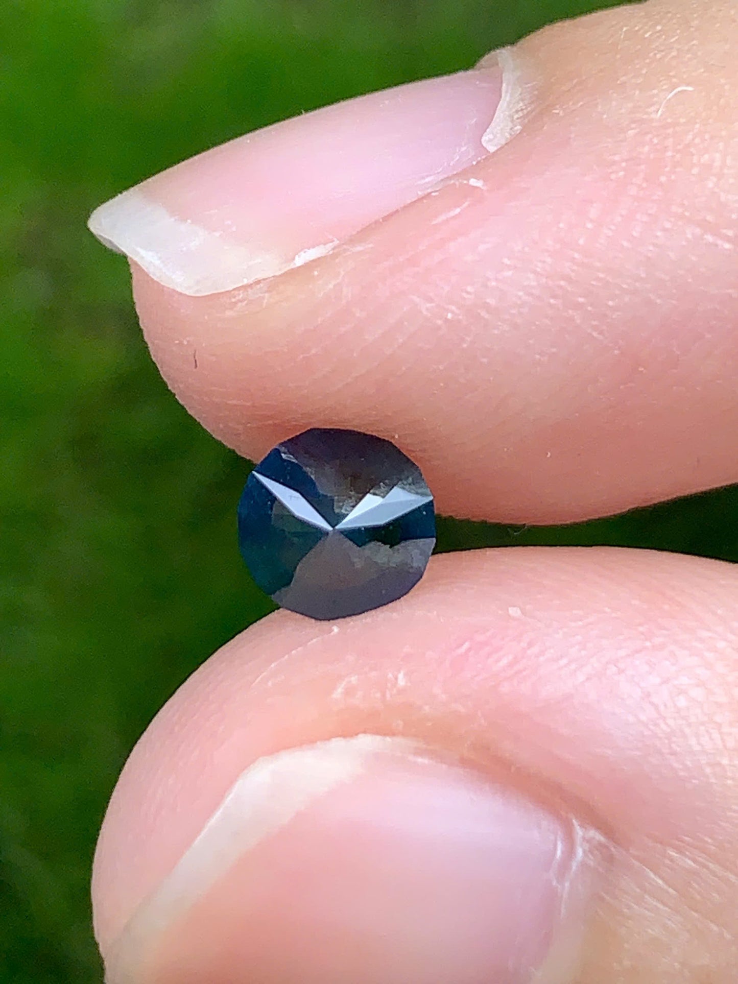 Natural Green Sapphire LucYen VietNam 07082504