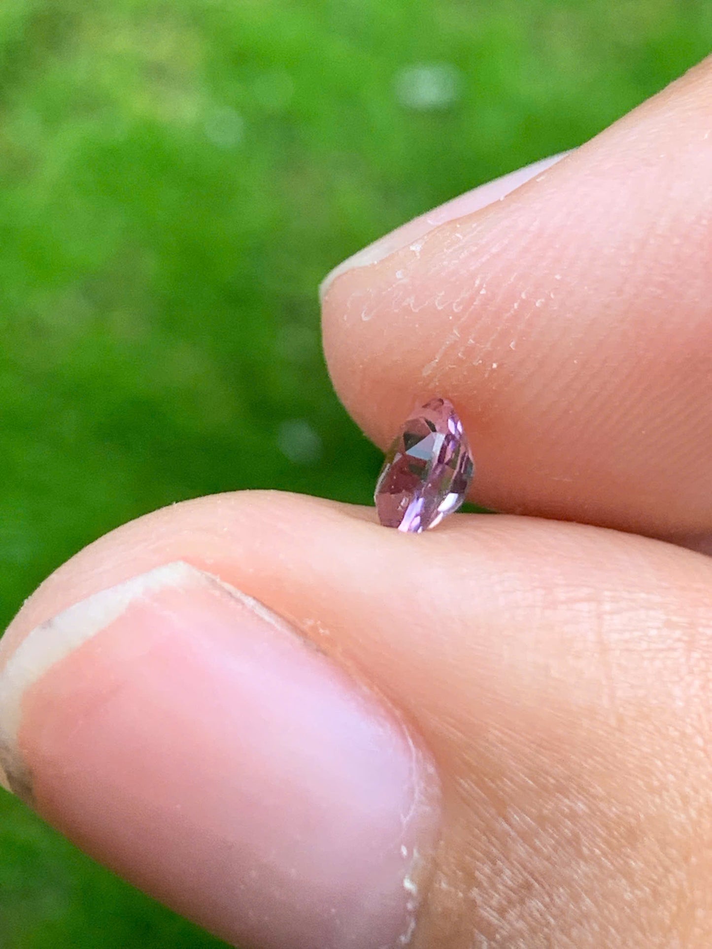 Natural Spinel VietNam 08082531