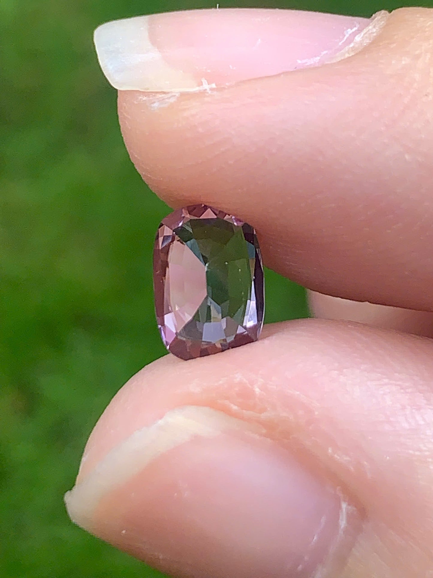 Natural Purple spinel LucYen _ 14082509