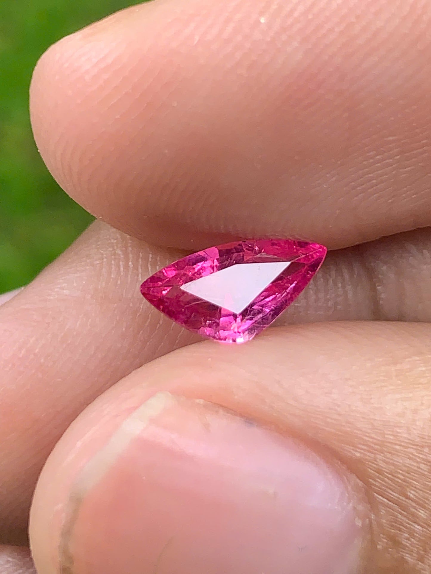Natural Spinel VietNam 15082519