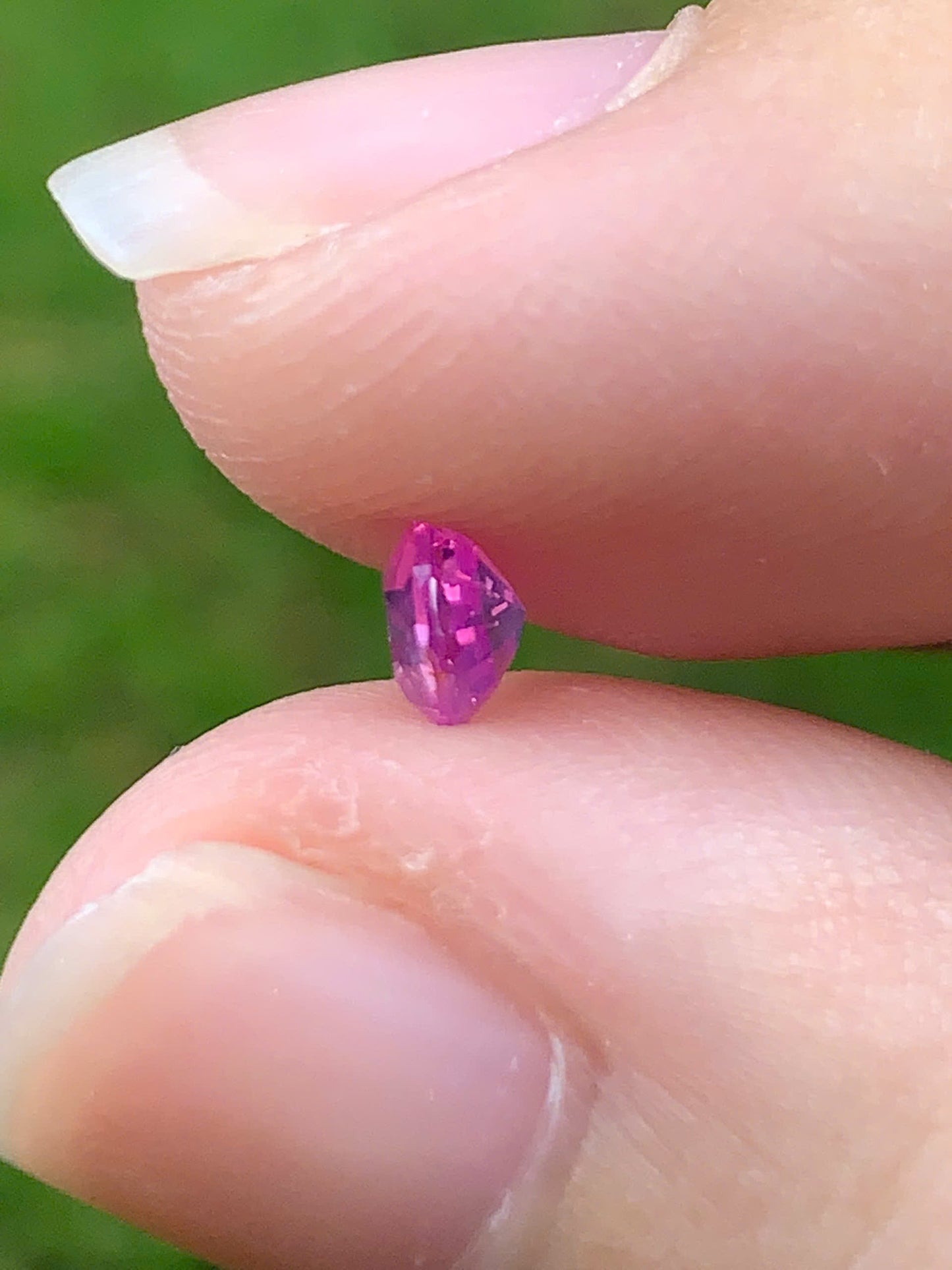Natural Sapphire VietNam 16082503