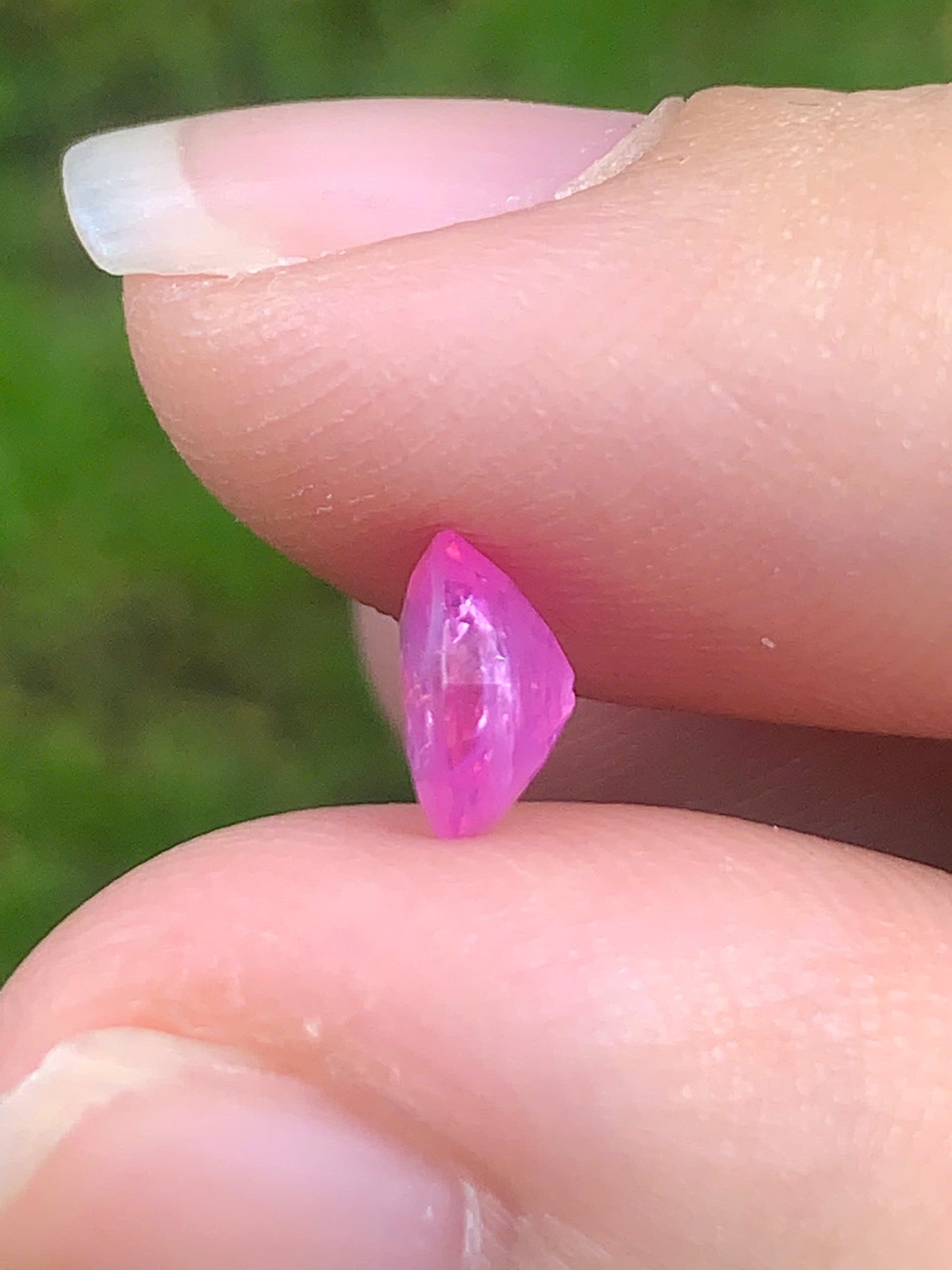 Natural Sapphire VietNam 16082506