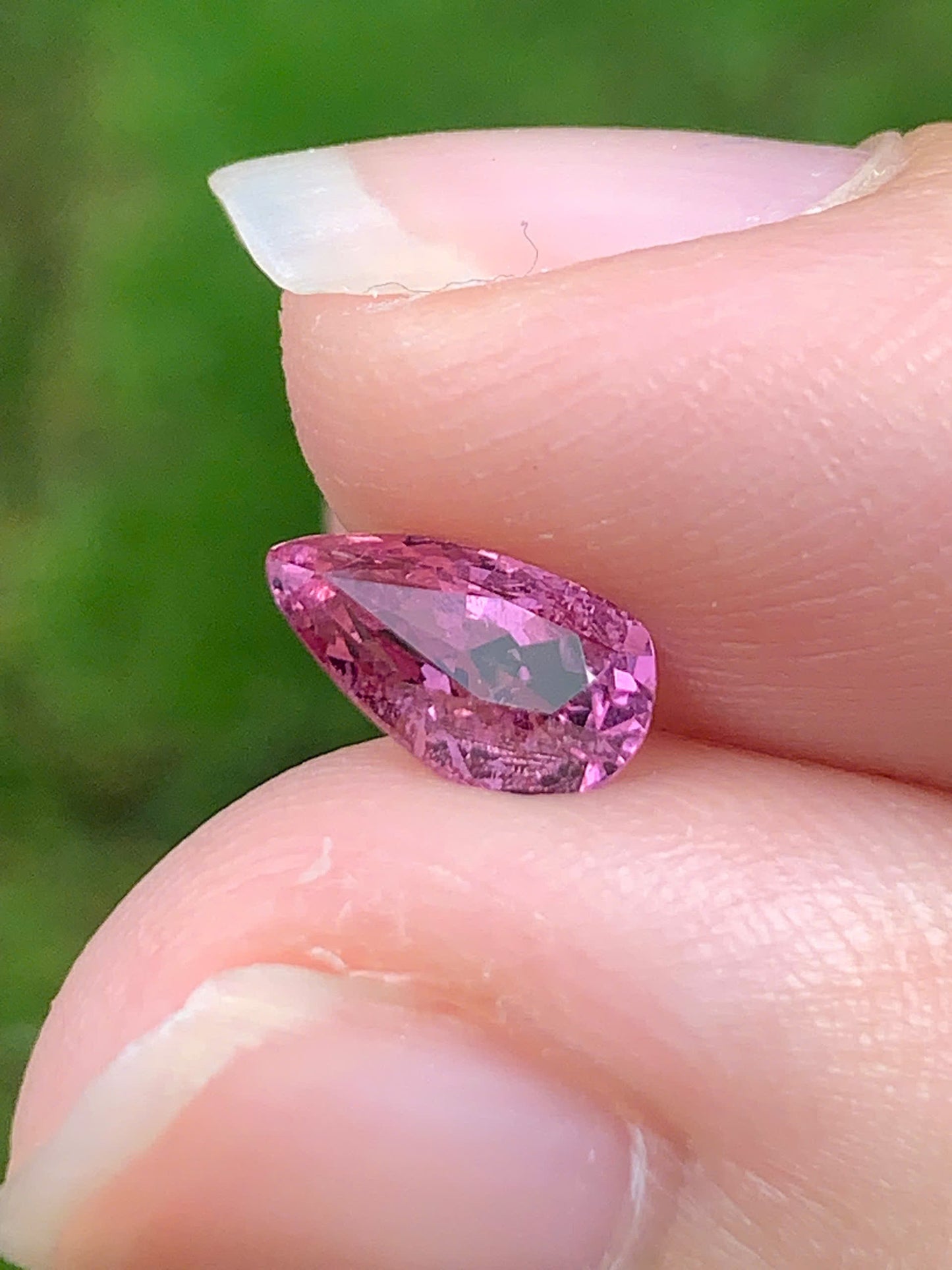 Natural Spinel VietNam 16082517