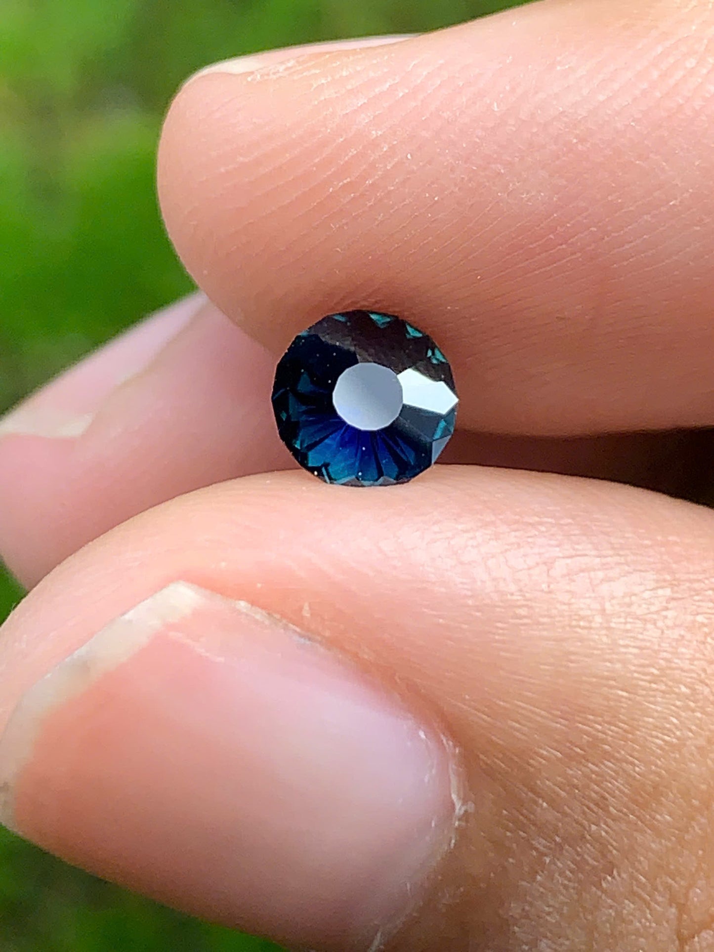 Green Sapphire VietNam 18082513