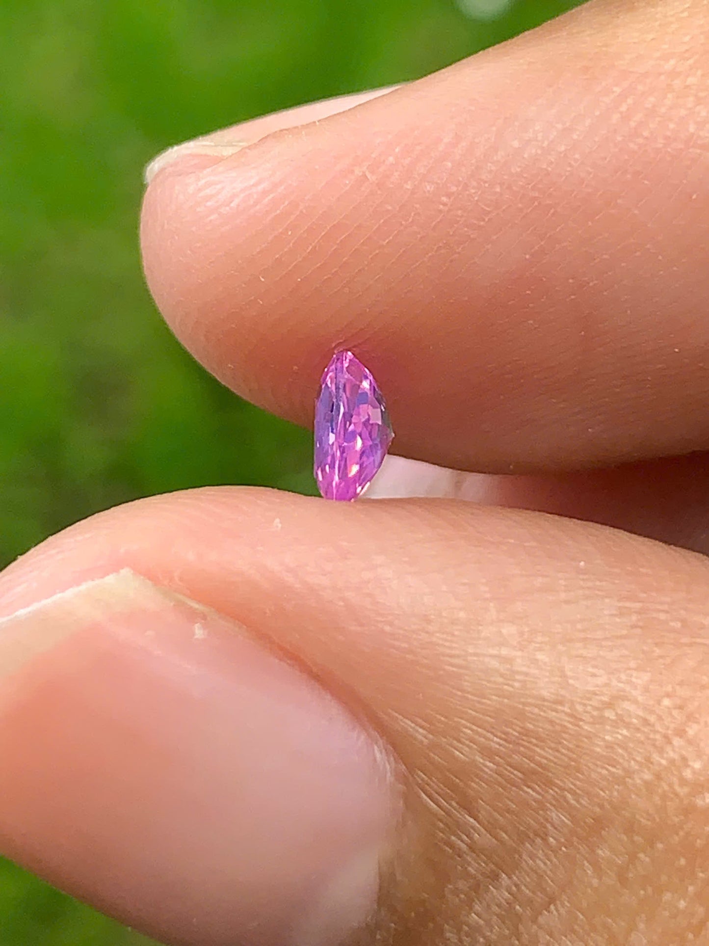 Natural Sapphire VietNam 26082503