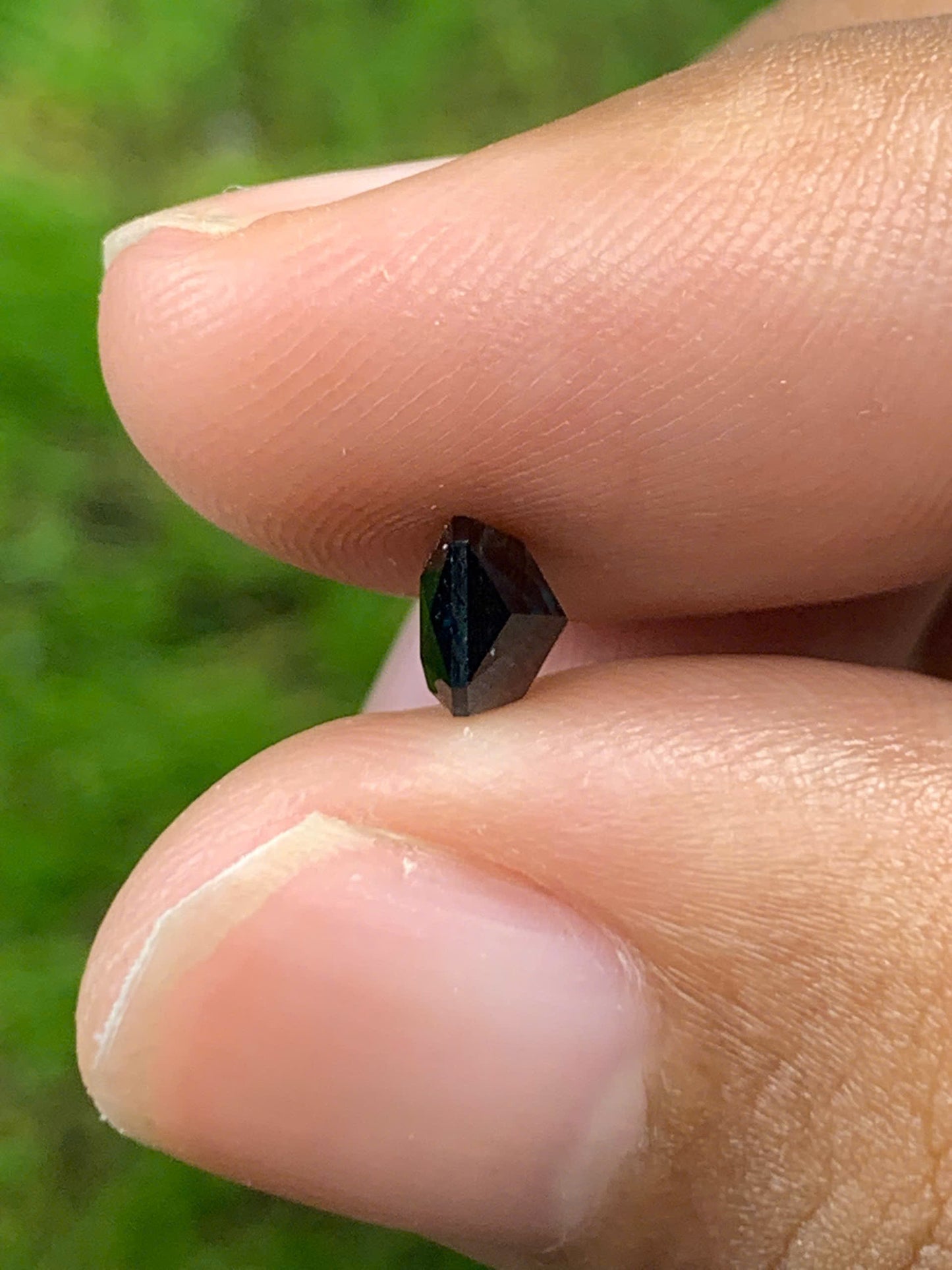 Natural Sapphire VietNam 26082507