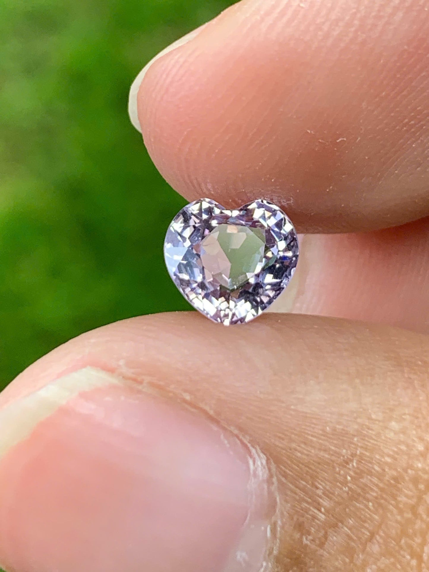 Natural Spinel VietNam 28082522