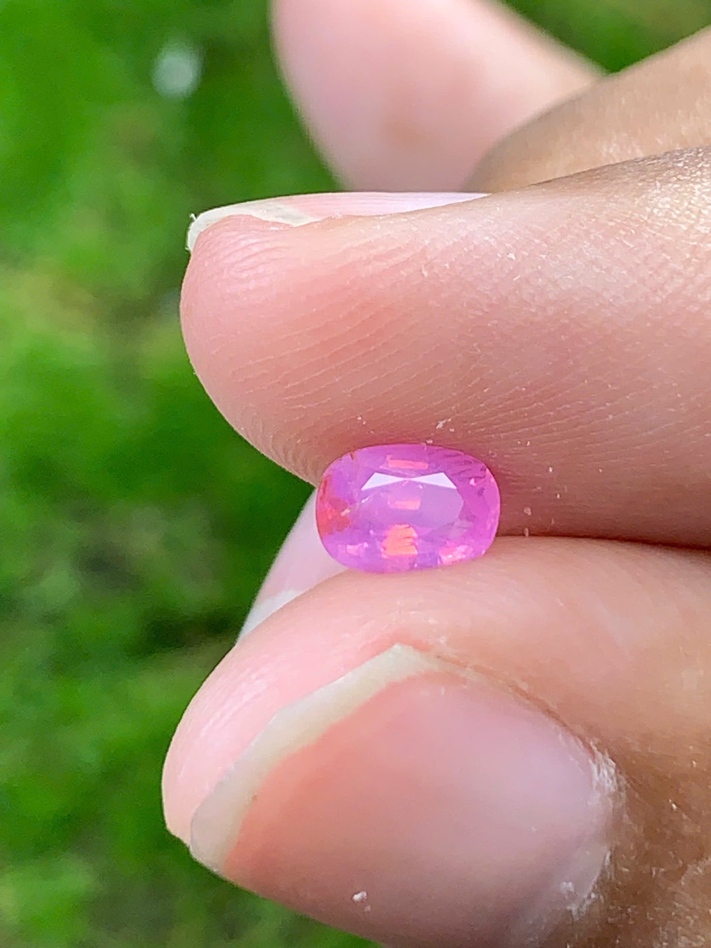 Natural Sapphire VietNam 28082526