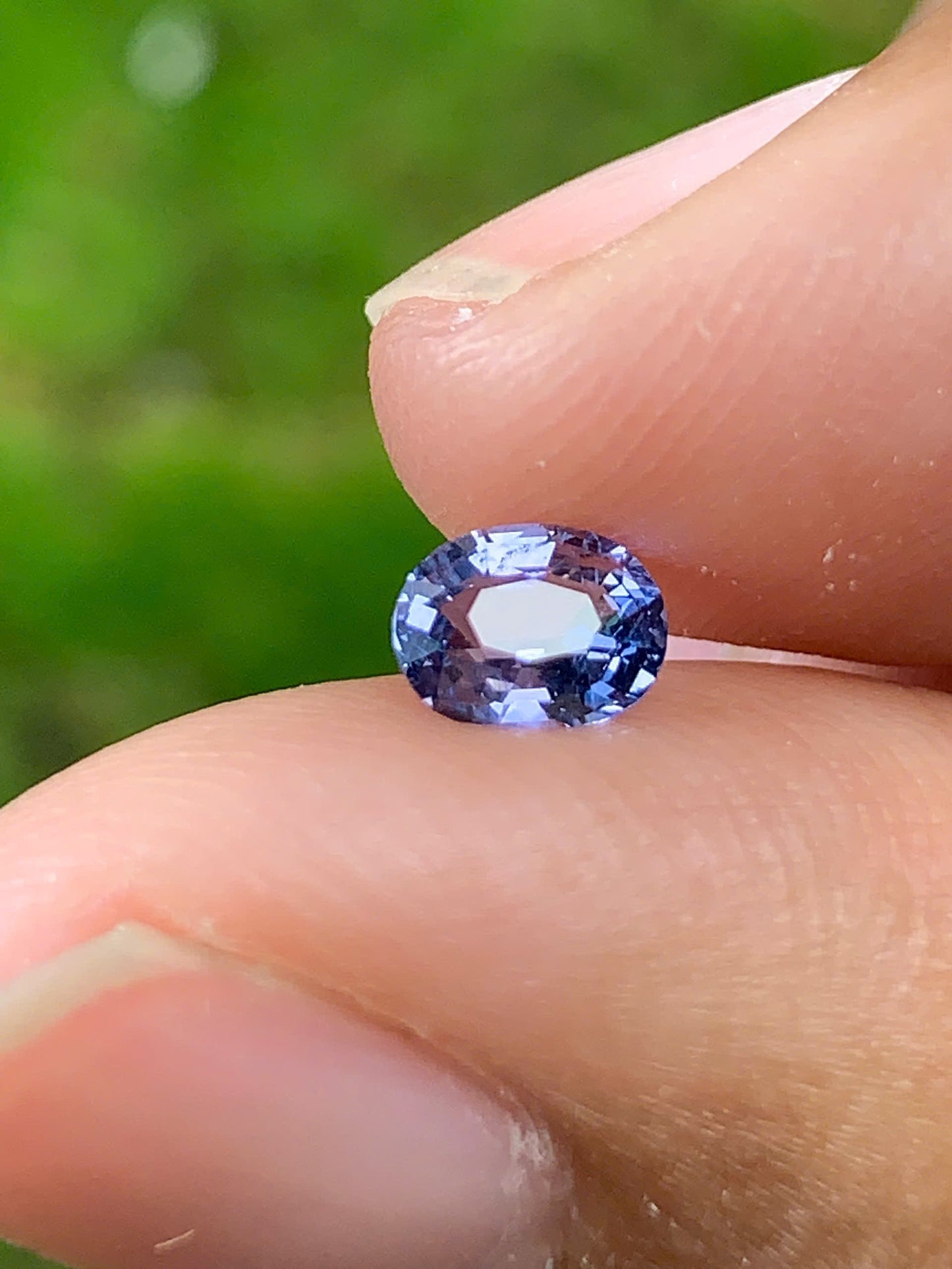 Natural Spinel VietNam 28082527