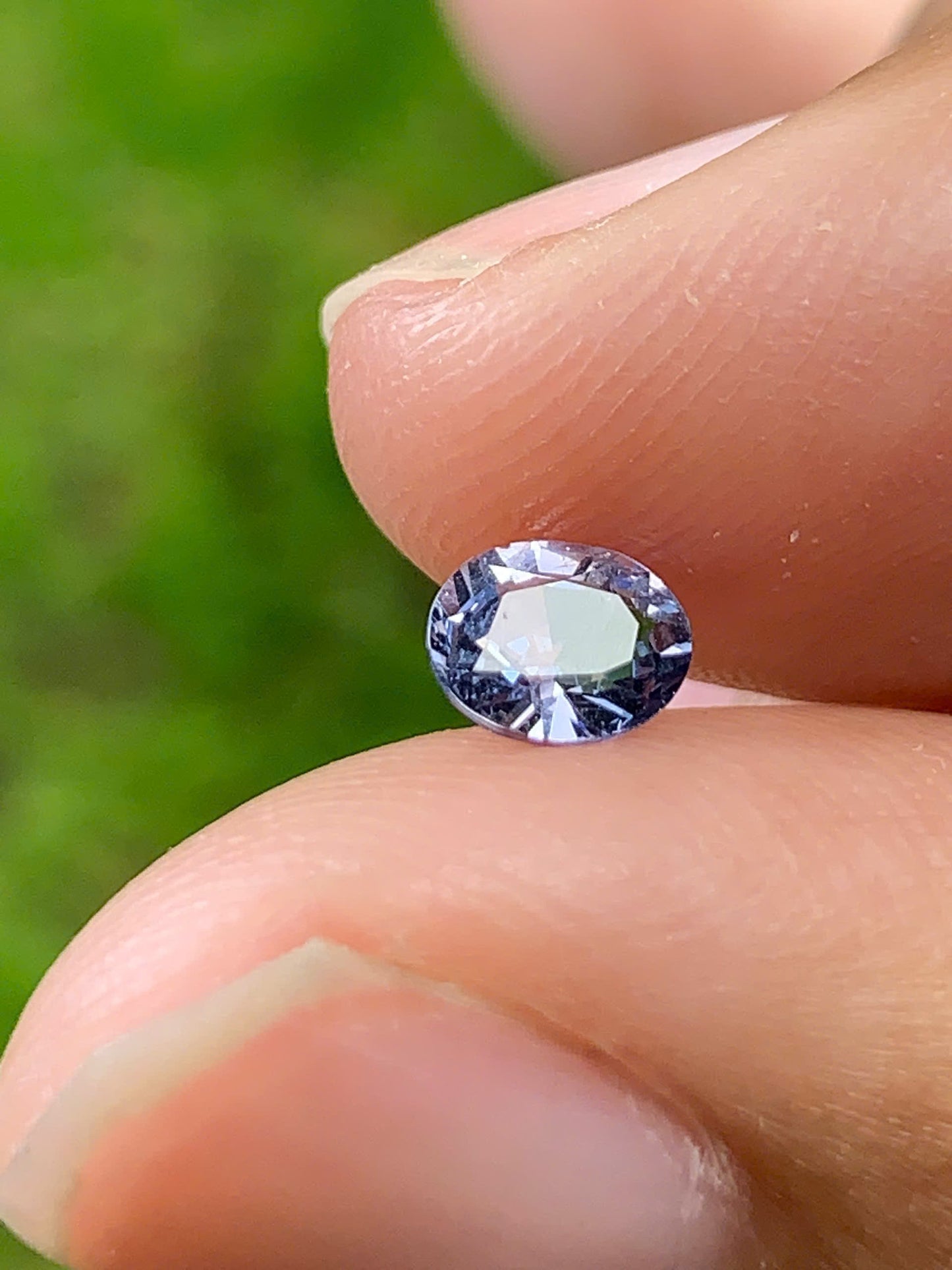 Natural Spinel VietNam 28082533