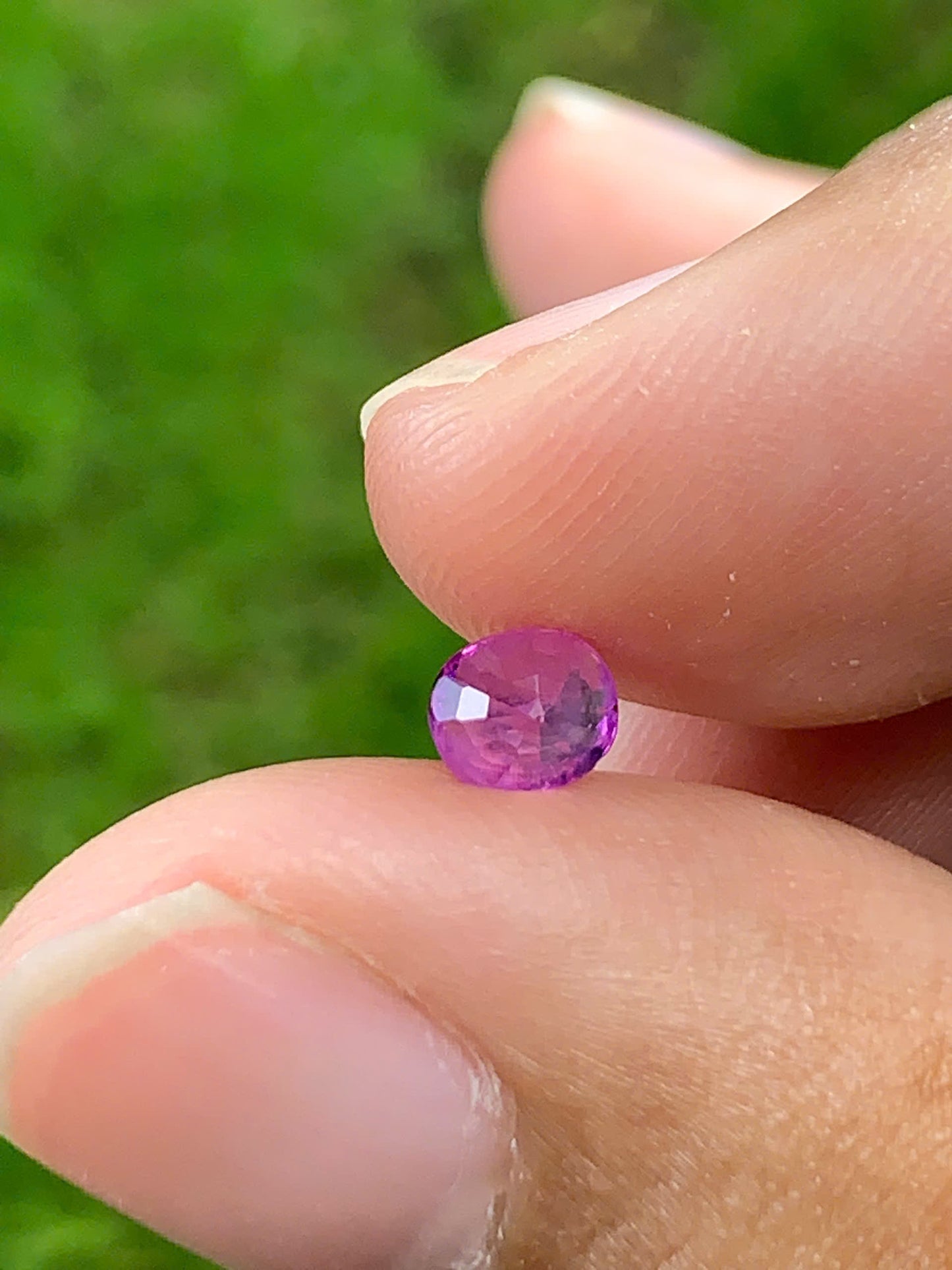 Natural Sapphire VietNam 28082535