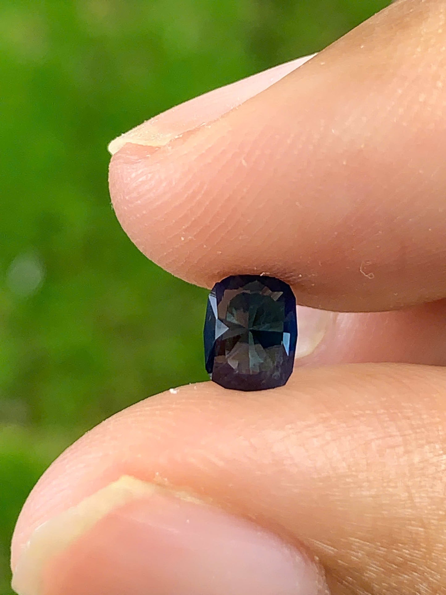 Natural Sapphire VietNam 28082537
