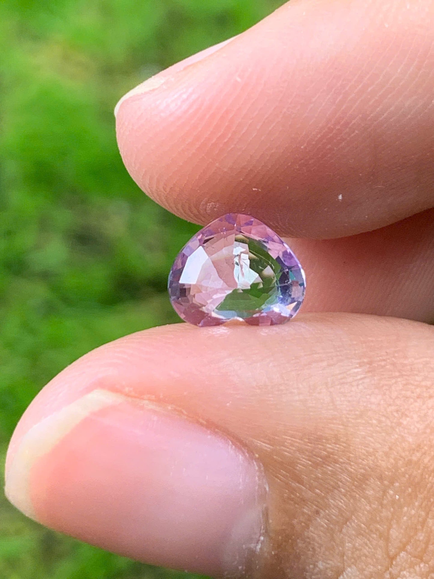 Natura light purple spinel LucYen 1.2ct - 28082546