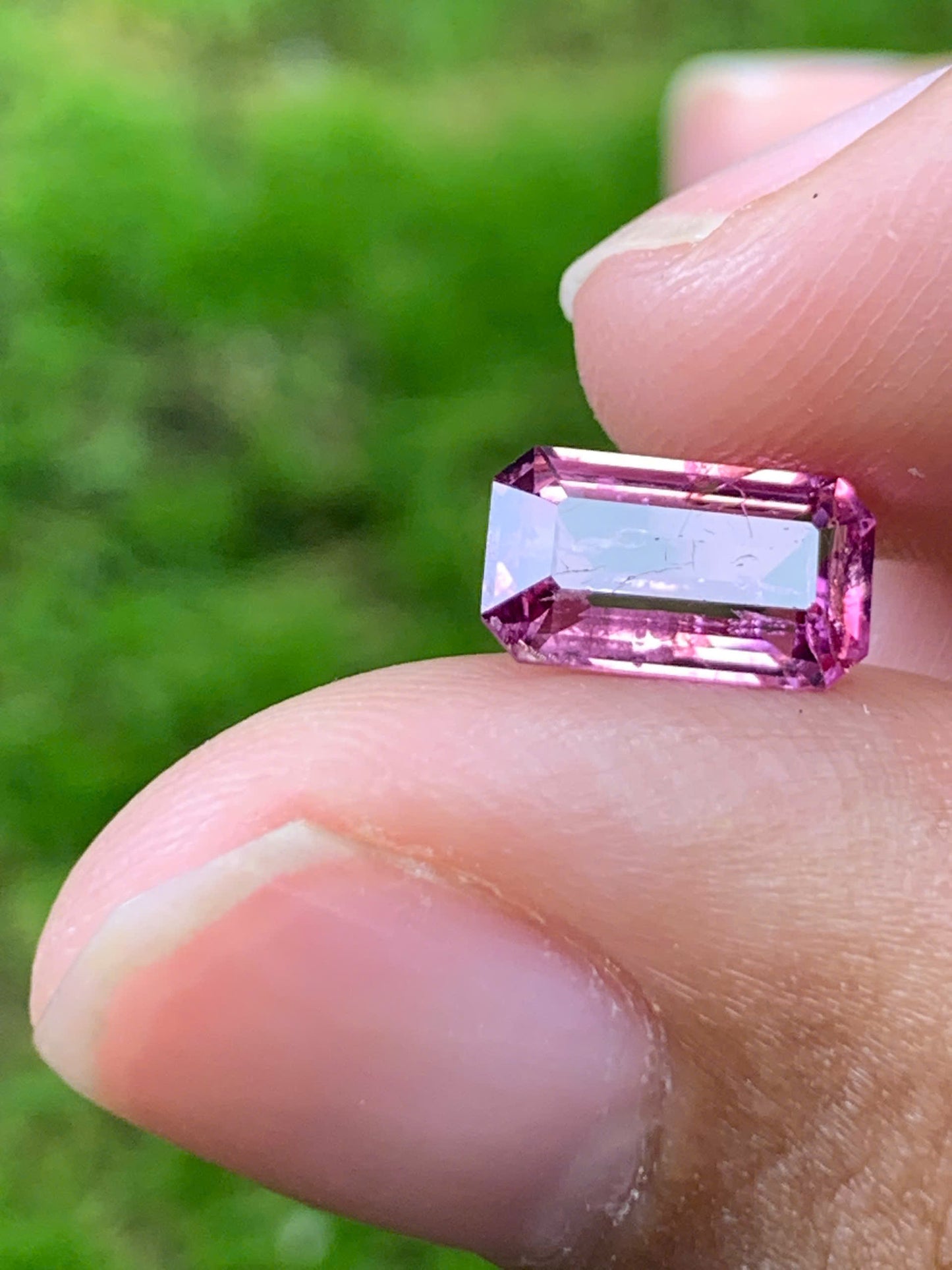 Natural Spinel VietNam 29082501