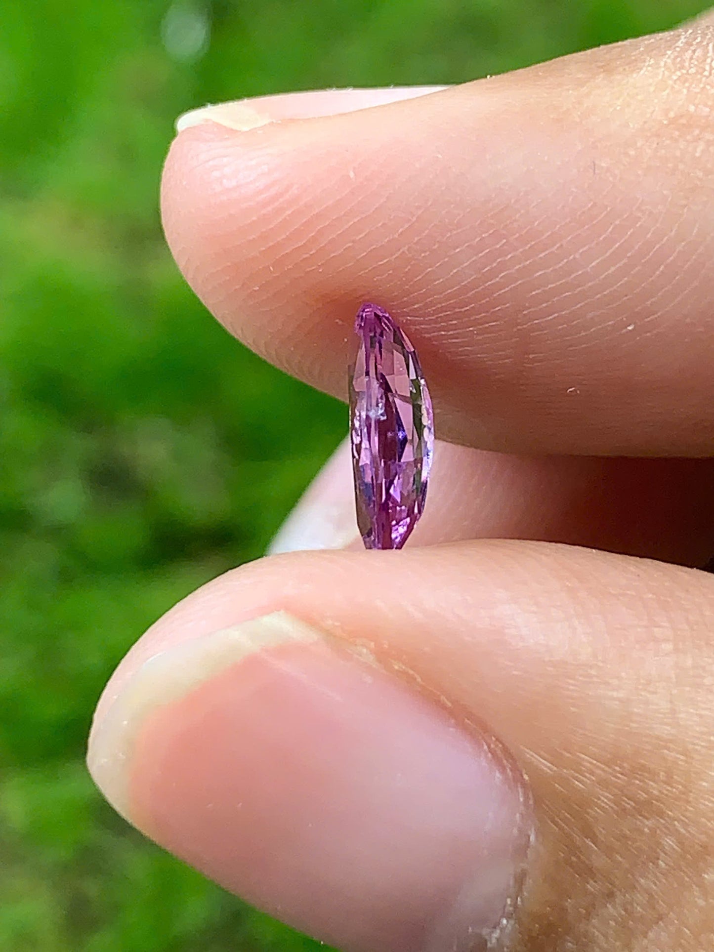Natural Spinel VietNam 29082502