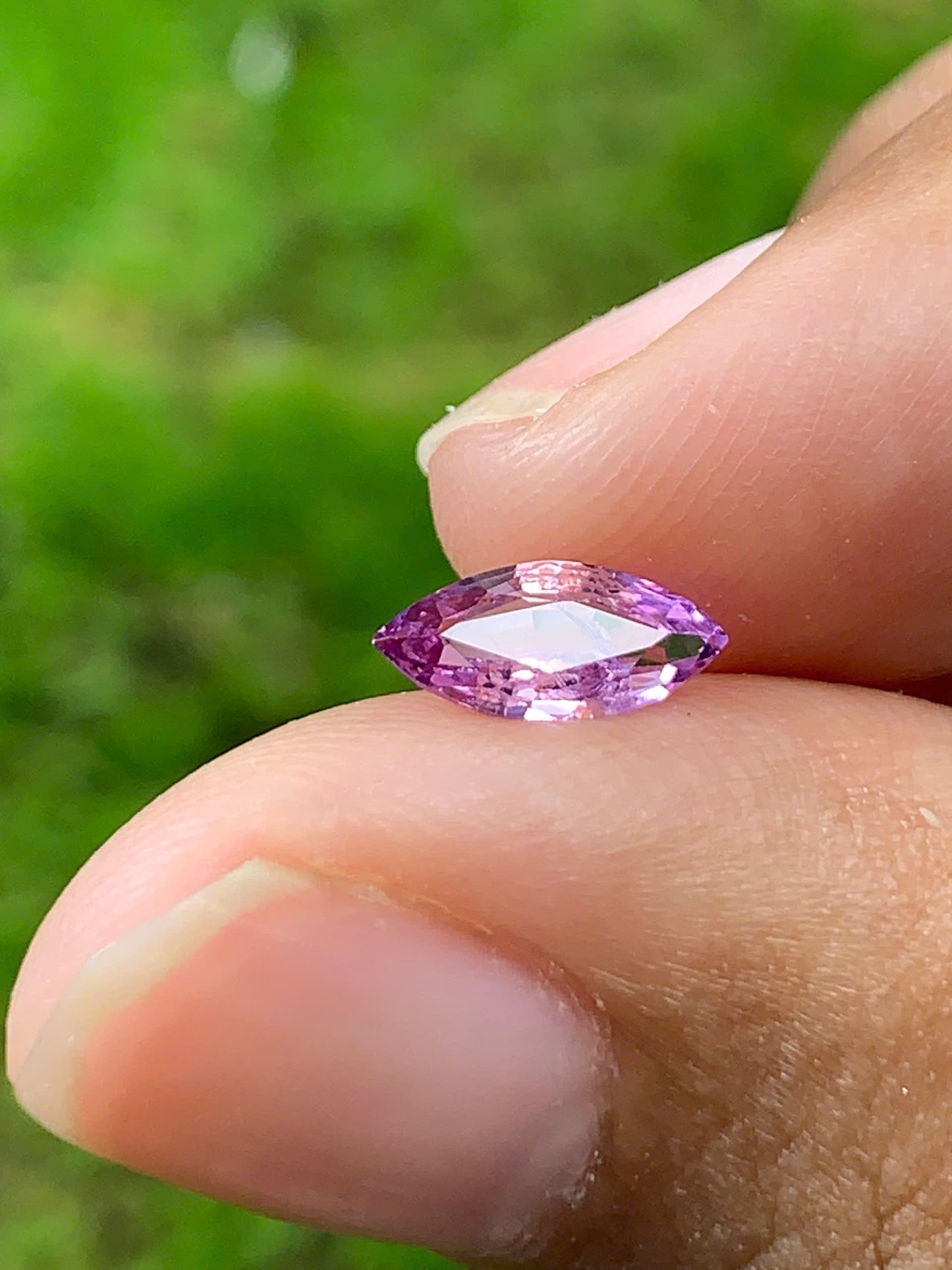 Natural Spinel VietNam 29082502