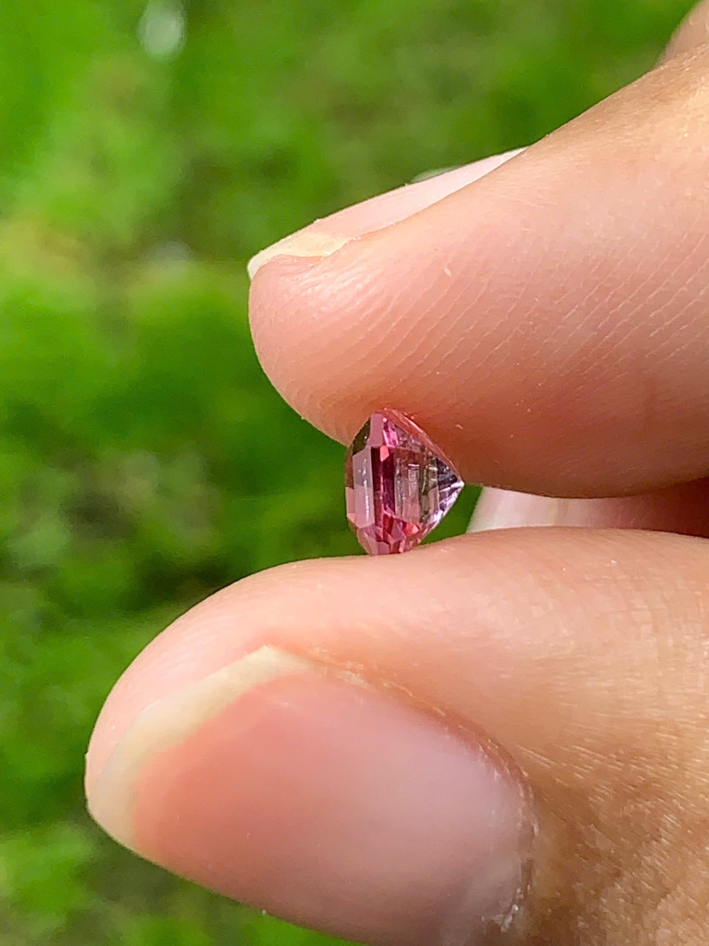 Natural Spinel VietNam 29082503
