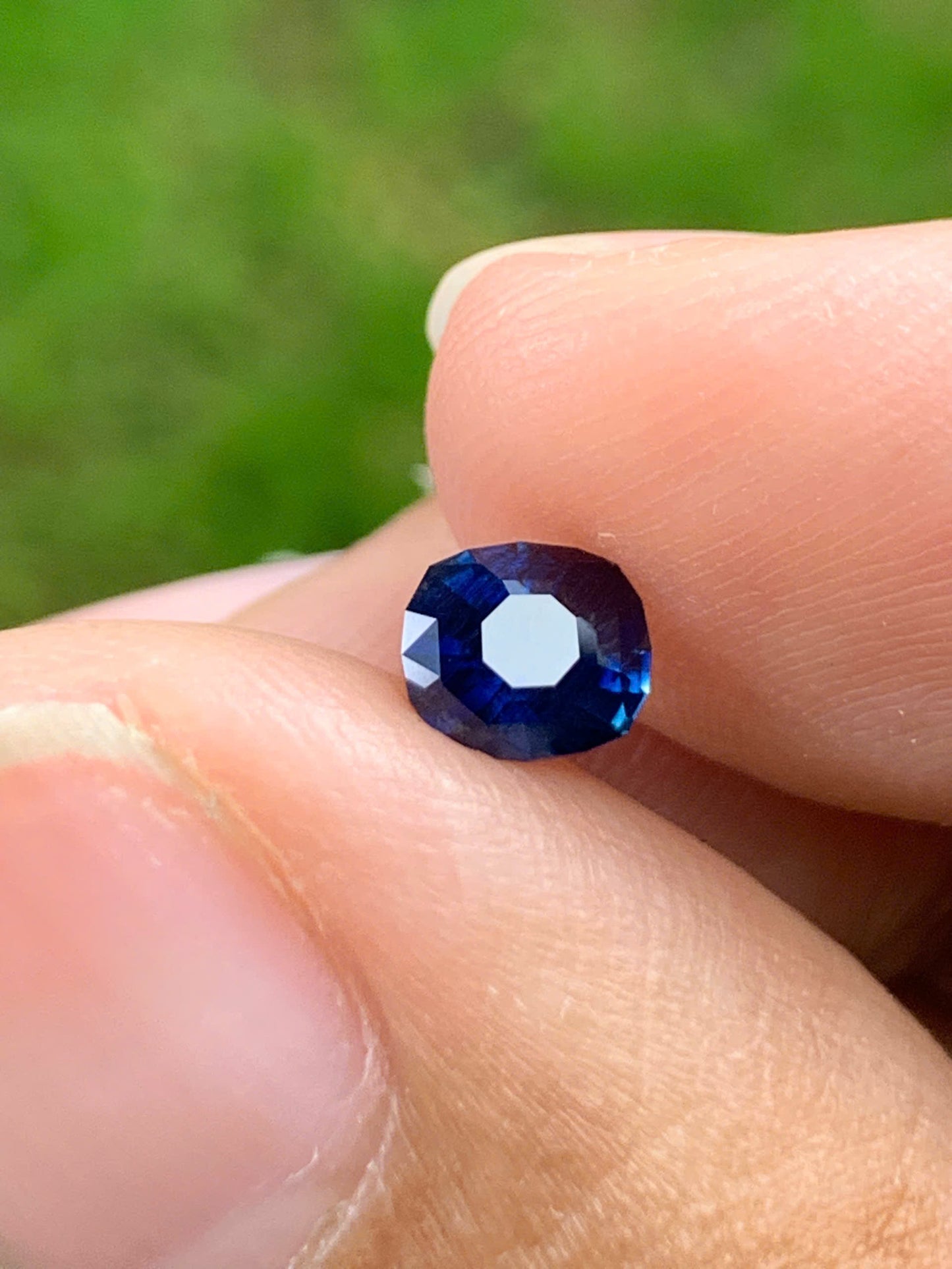 Natural Sapphire VietNam 30082509