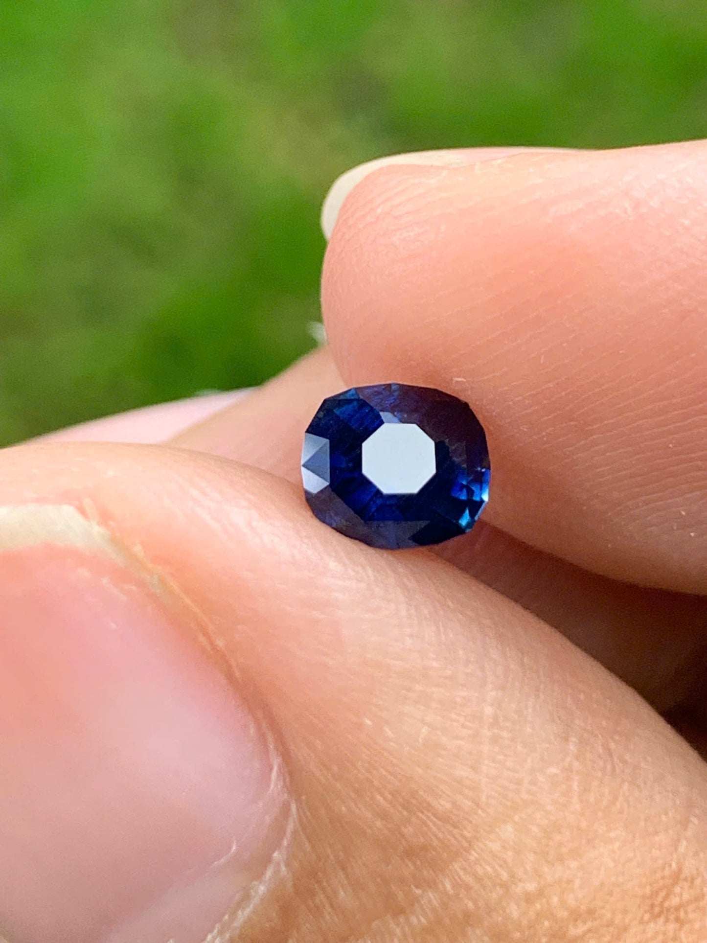 Natural Sapphire VietNam 30082509