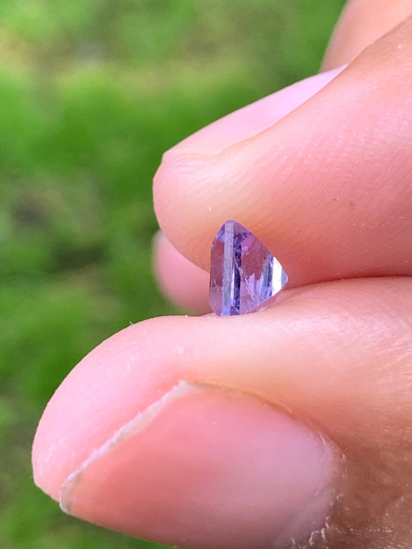 Natural purple Spinel LucYen VietNam 0109210
