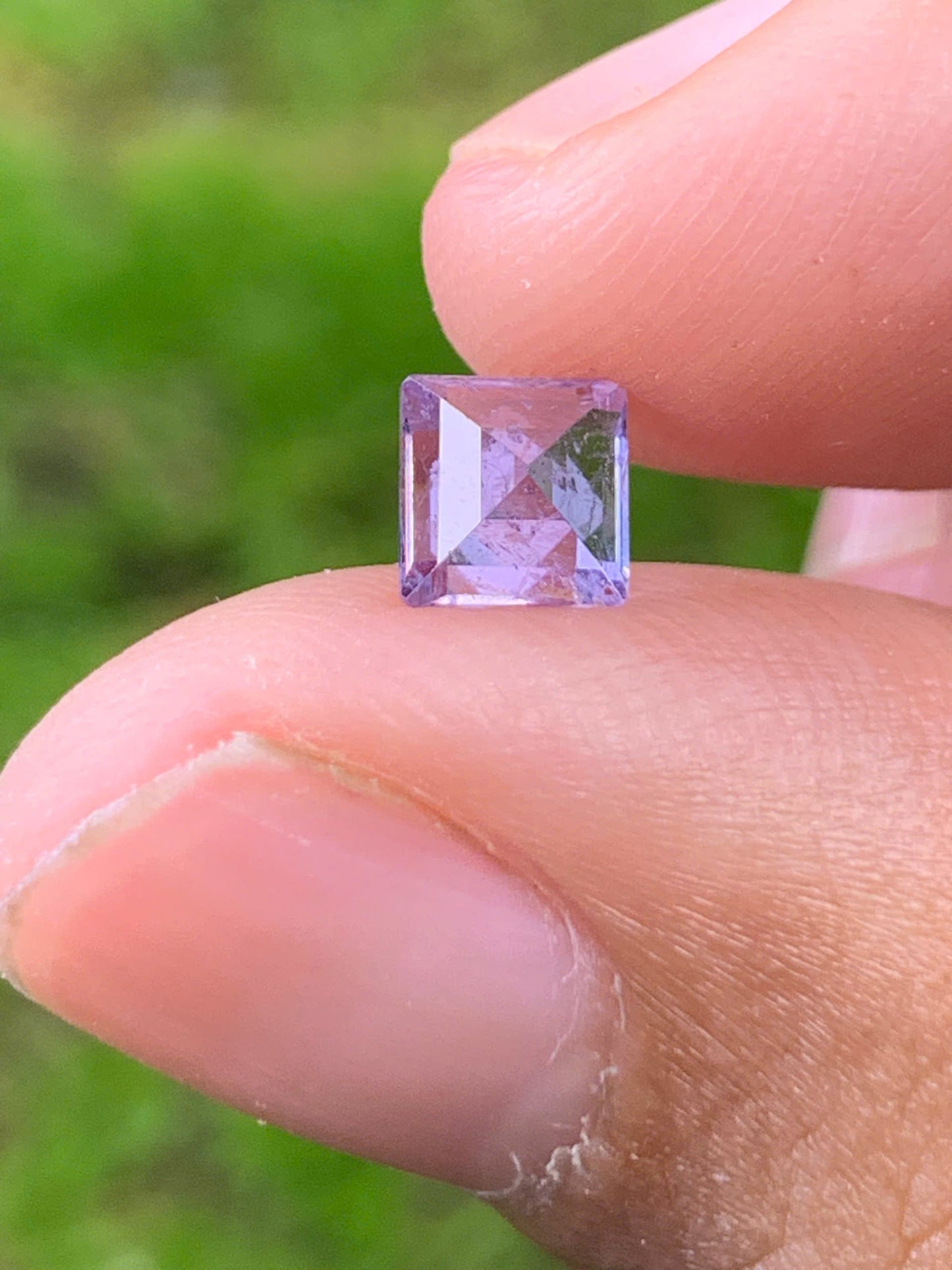 Natural purple Spinel LucYen VietNam 0109210