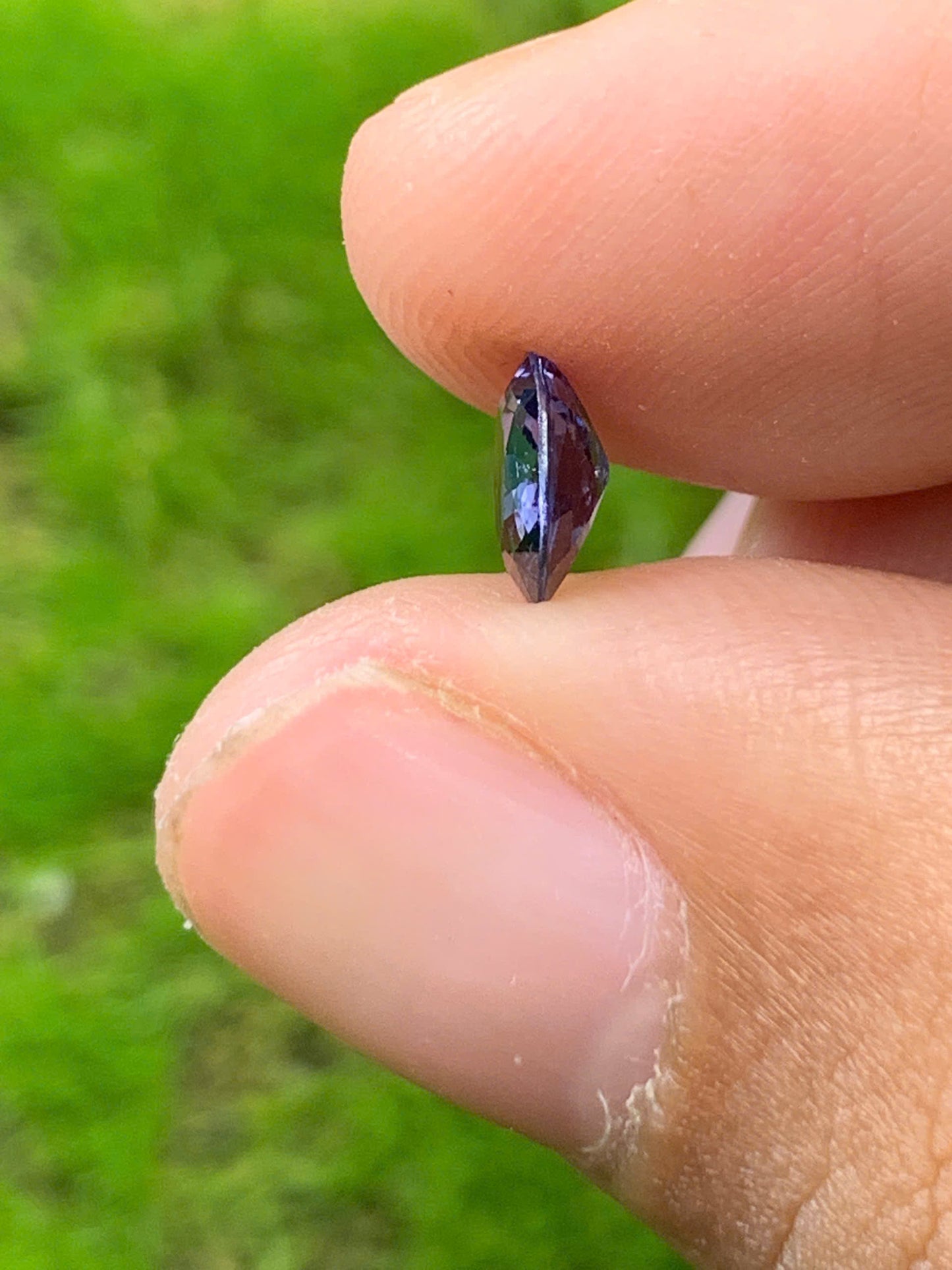 Natural Blue Spinel LucYen VietNam 01092513