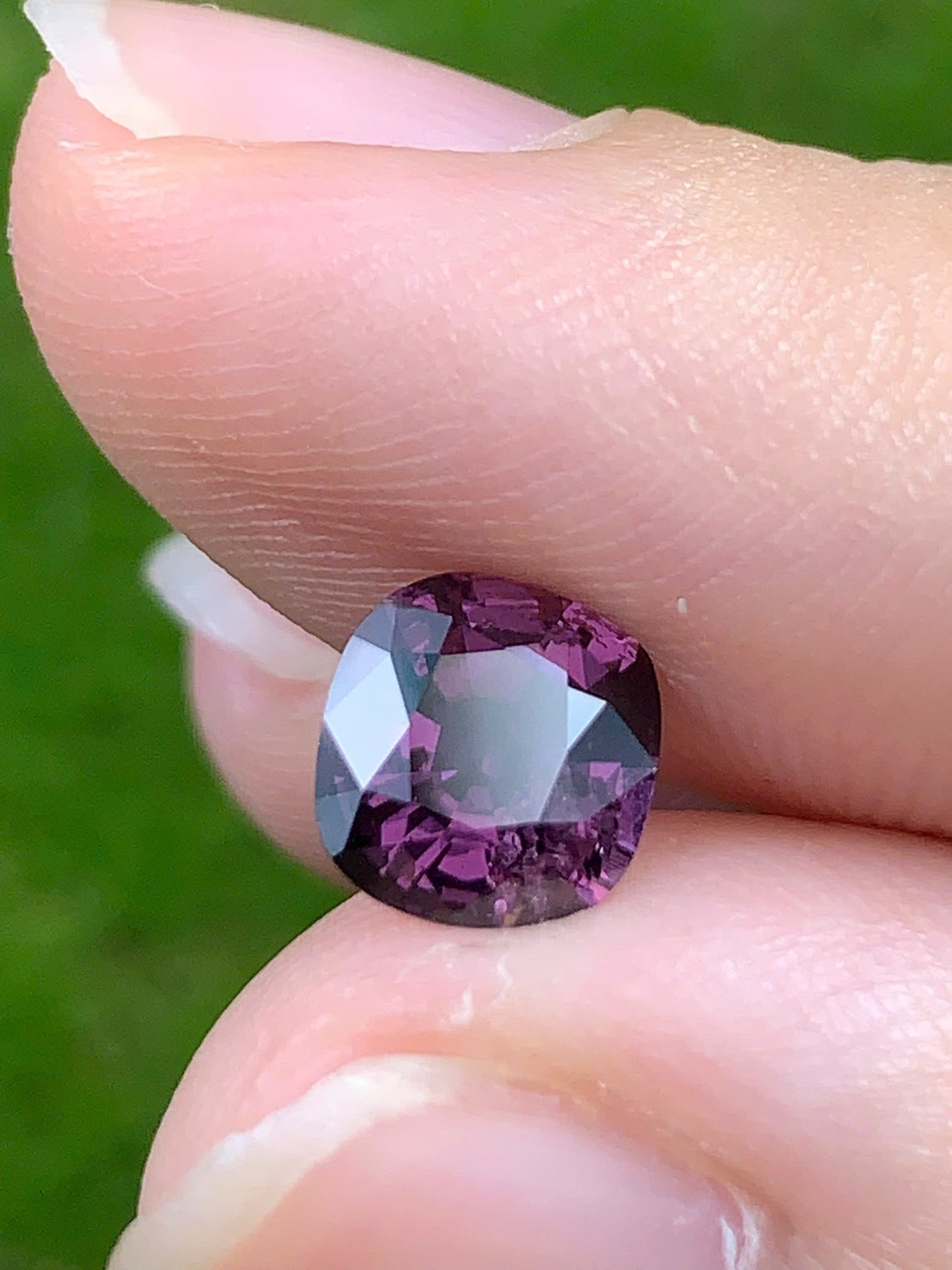 Natural Red Spinel LucYen VietNam 04092511