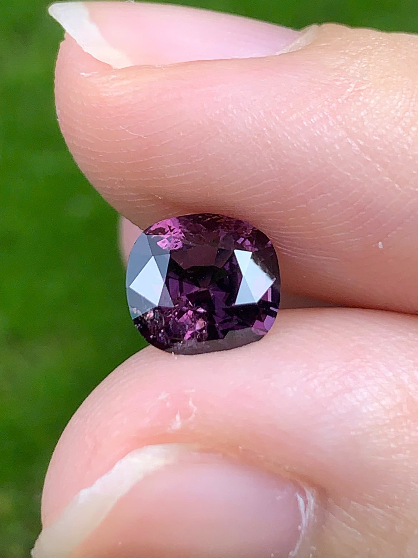 Natural Red Spinel LucYen VietNam 04092511