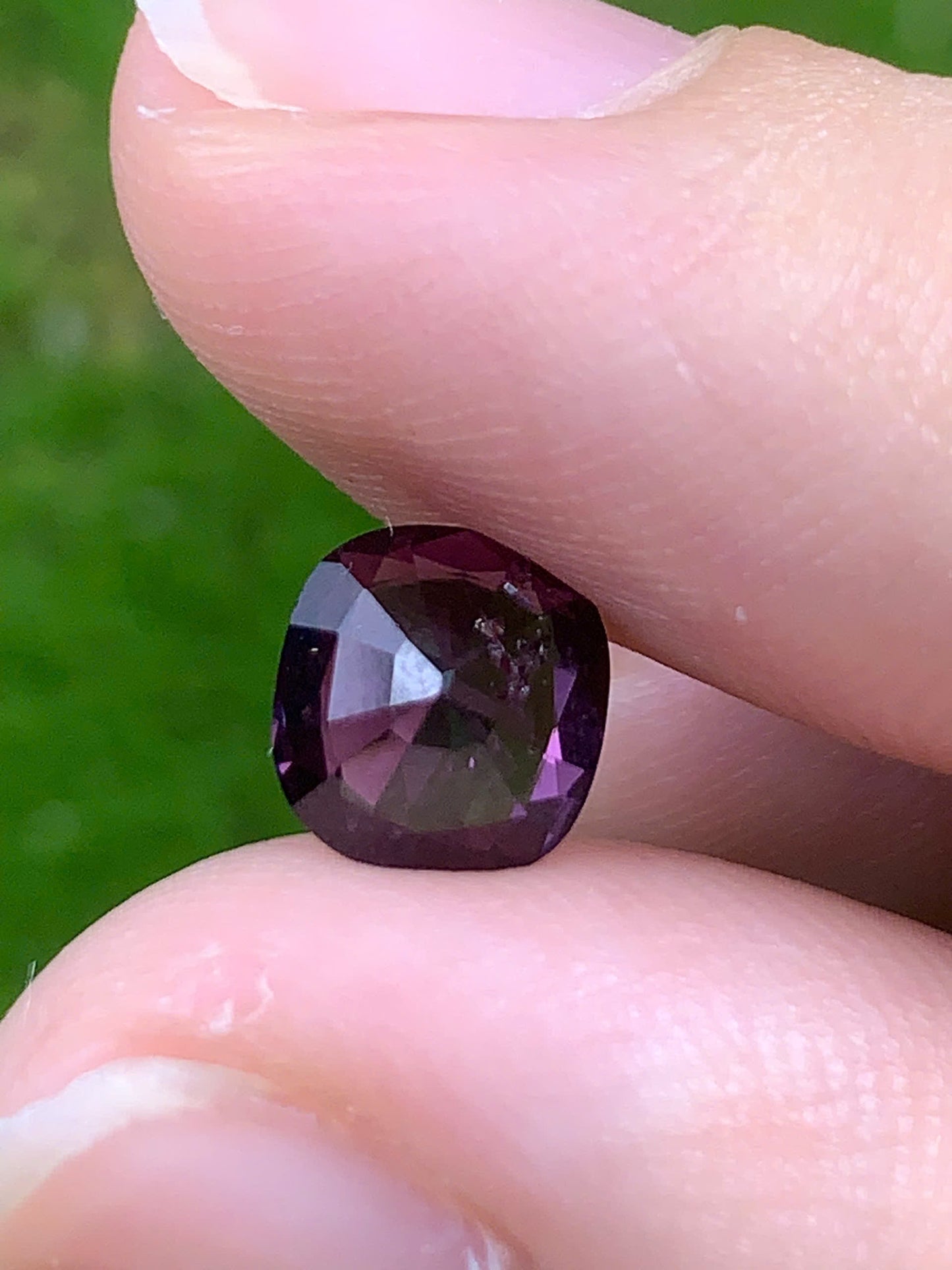 Natural Red Spinel LucYen VietNam 04092511