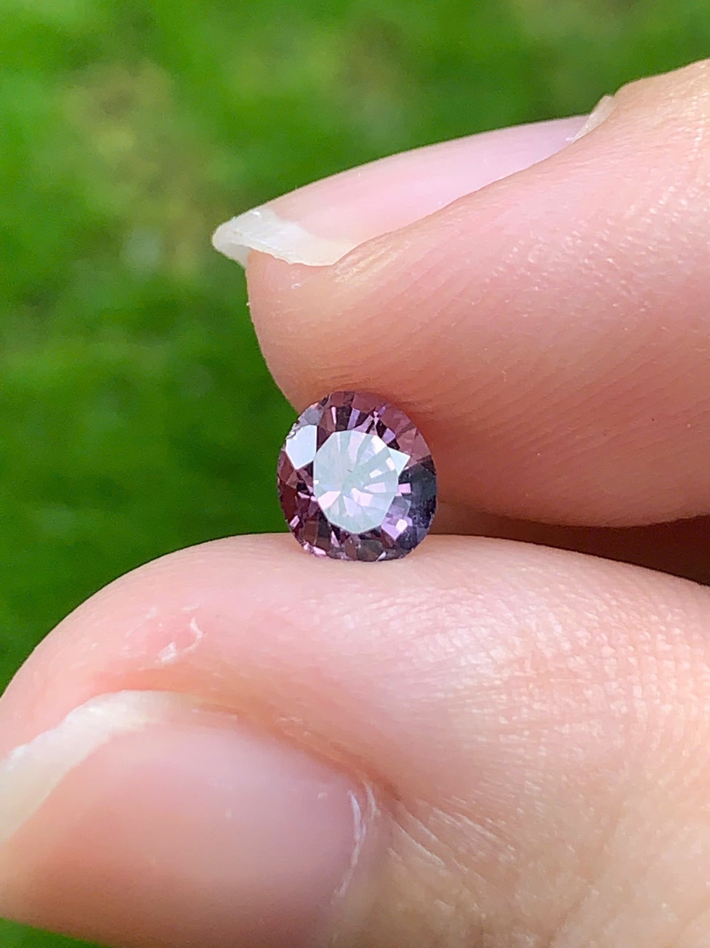 Natural pinklish purple spinel LucYen VietNam 05092502