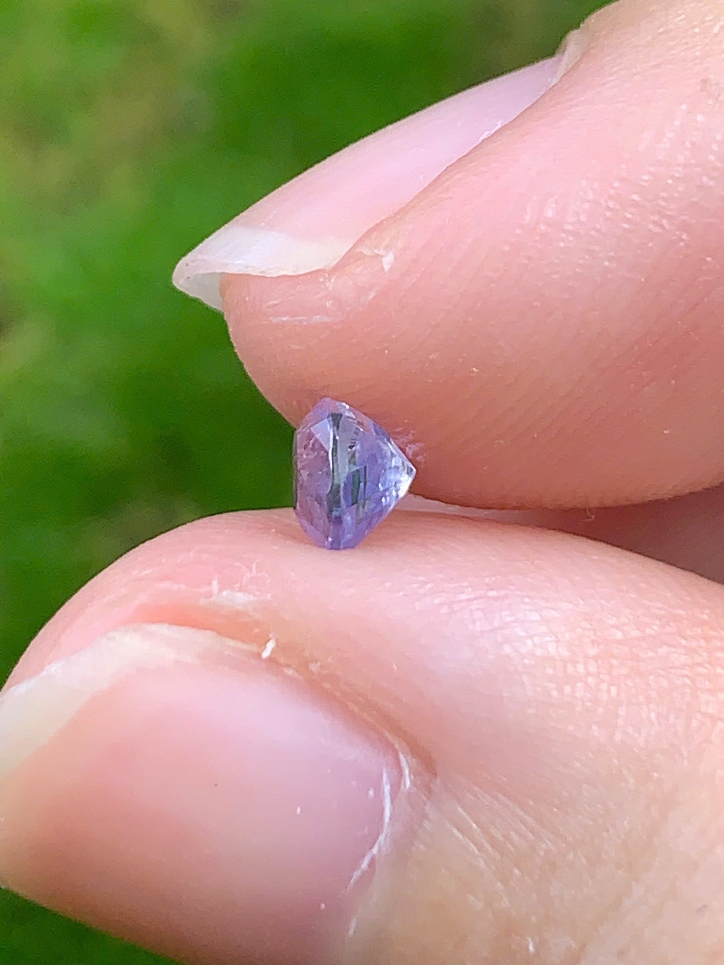 Natural Bluish Purple Spinel LucYen 0.37ct - 05092542