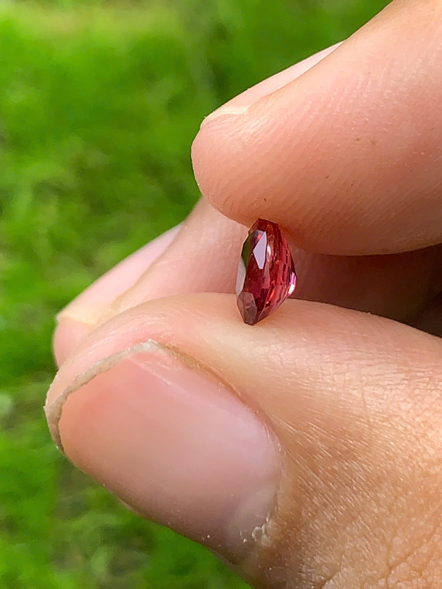 Natural Red Spinel LucYen VietNam 01092523