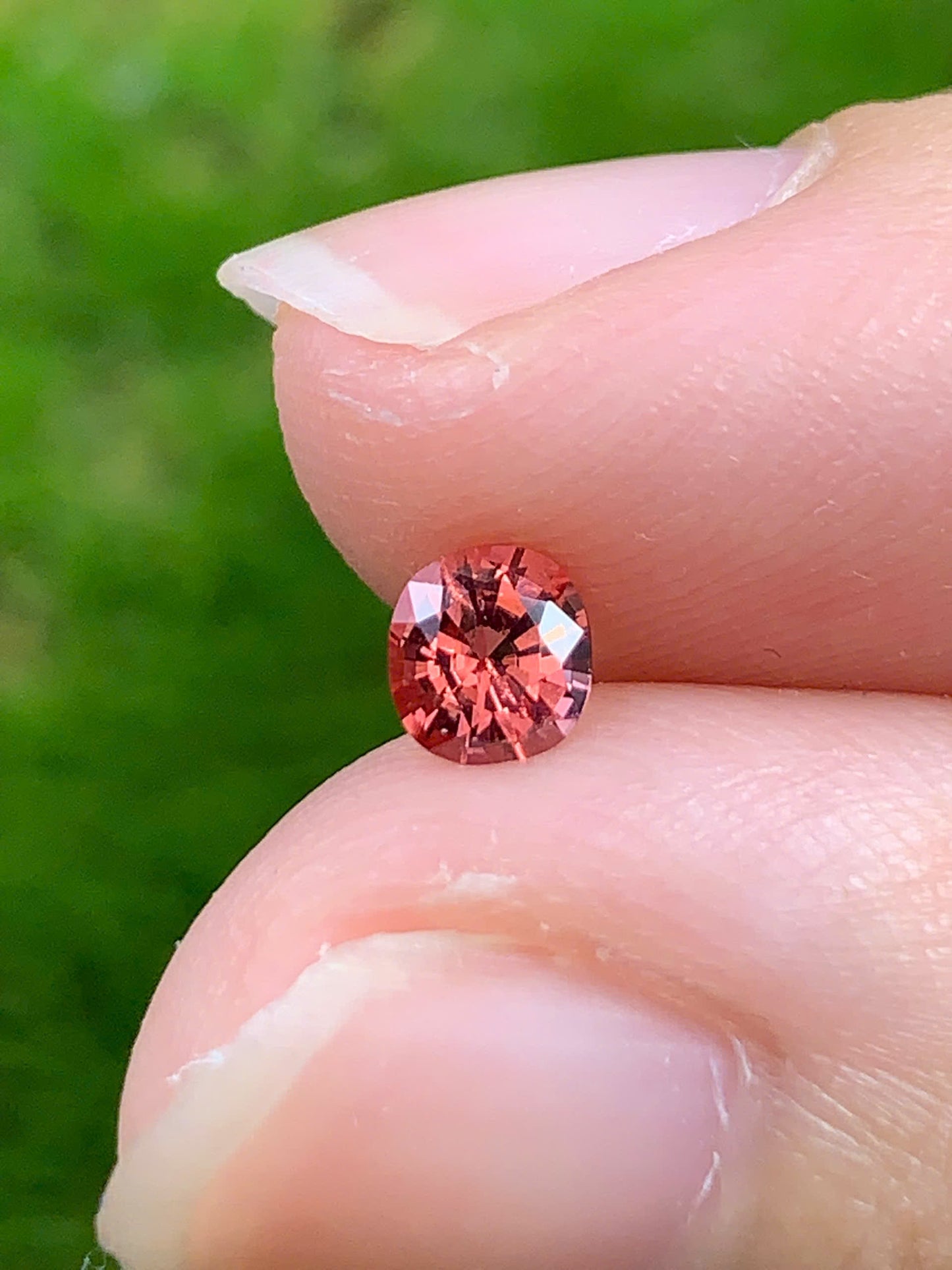 Natural Spinel VietNam 06092509