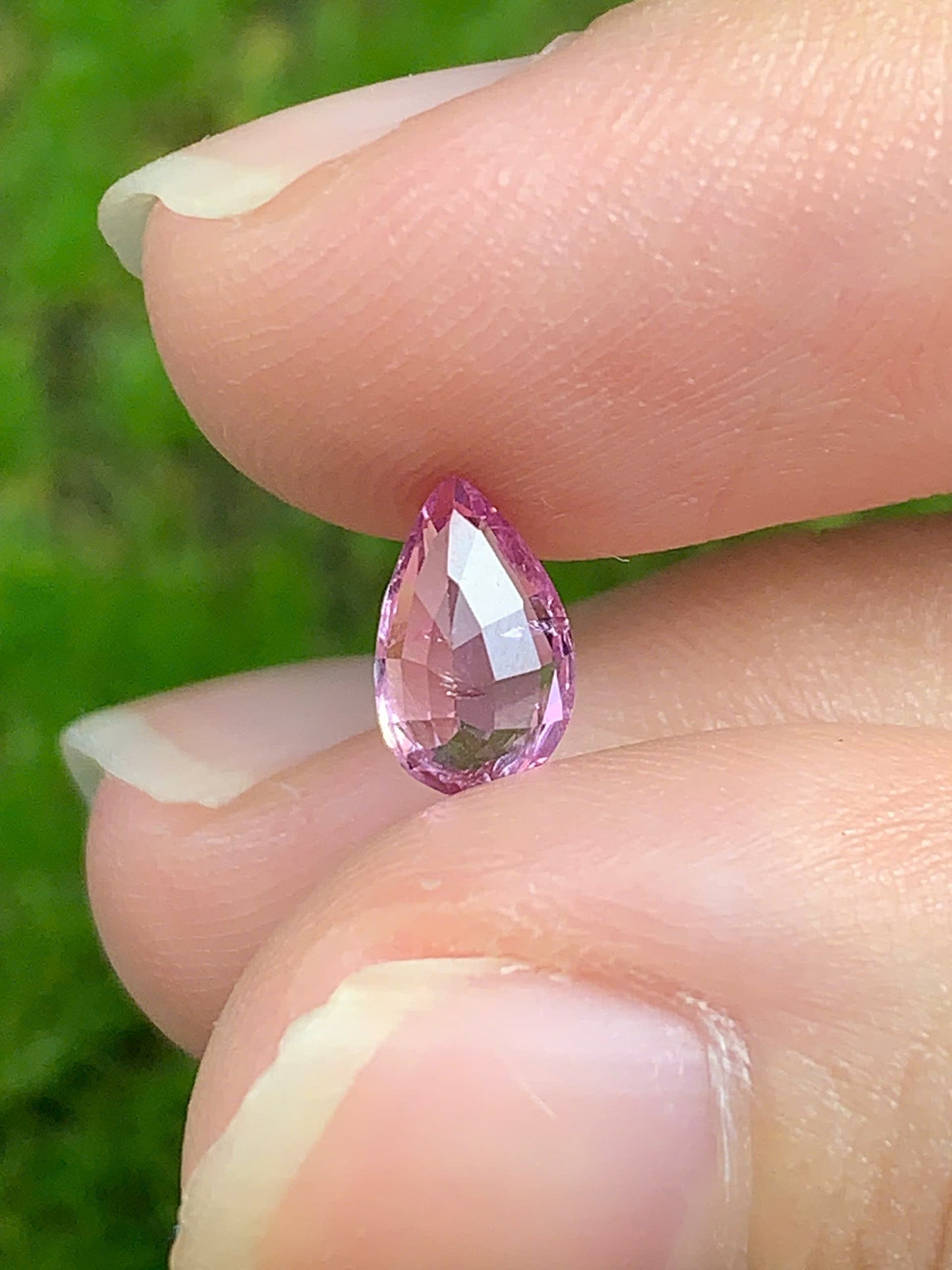 Natural Purple Spinel LucYen 0.9ct - 10102516