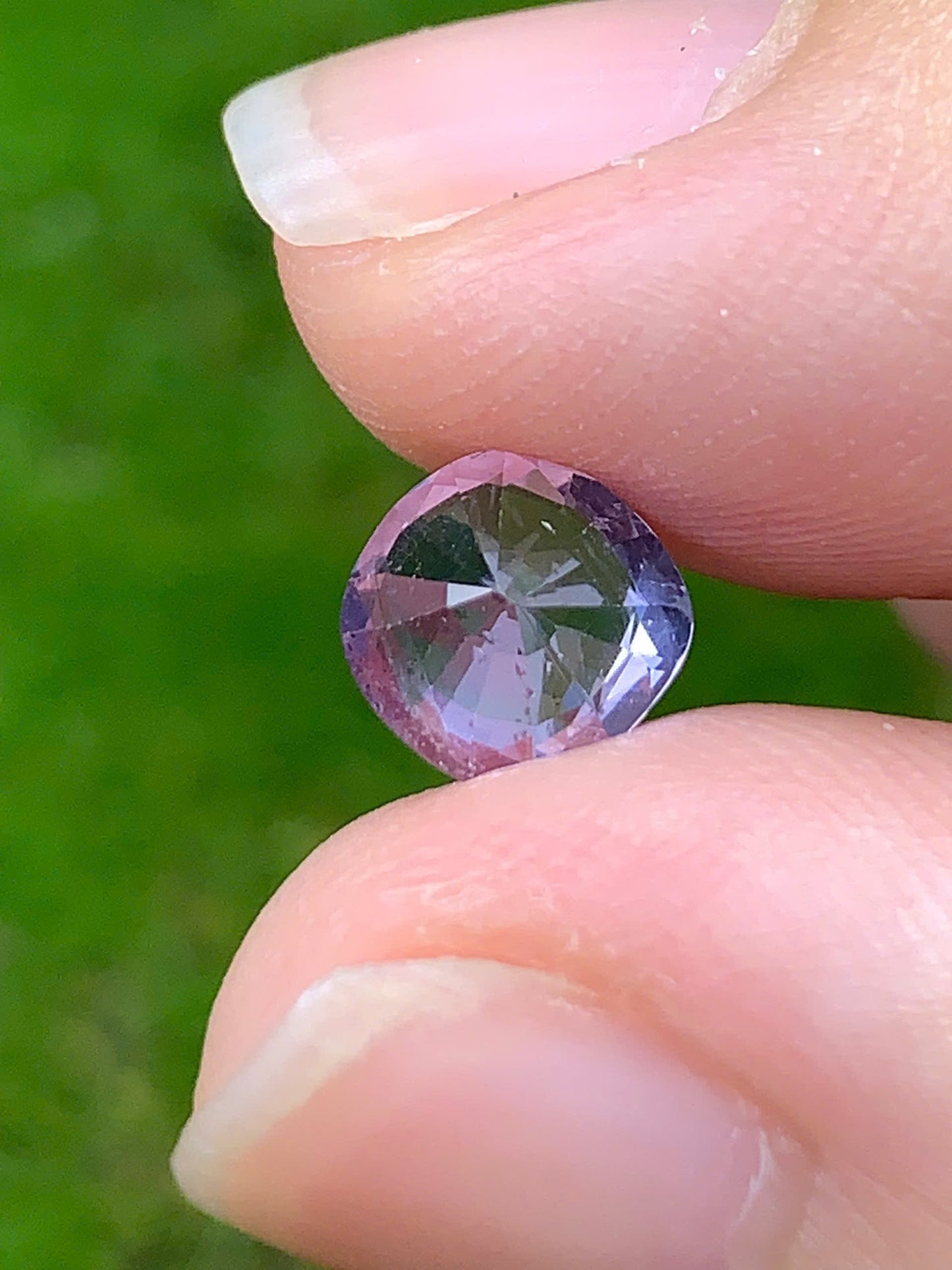 Natural Purplish Blue spinel LucYen _ 09082502