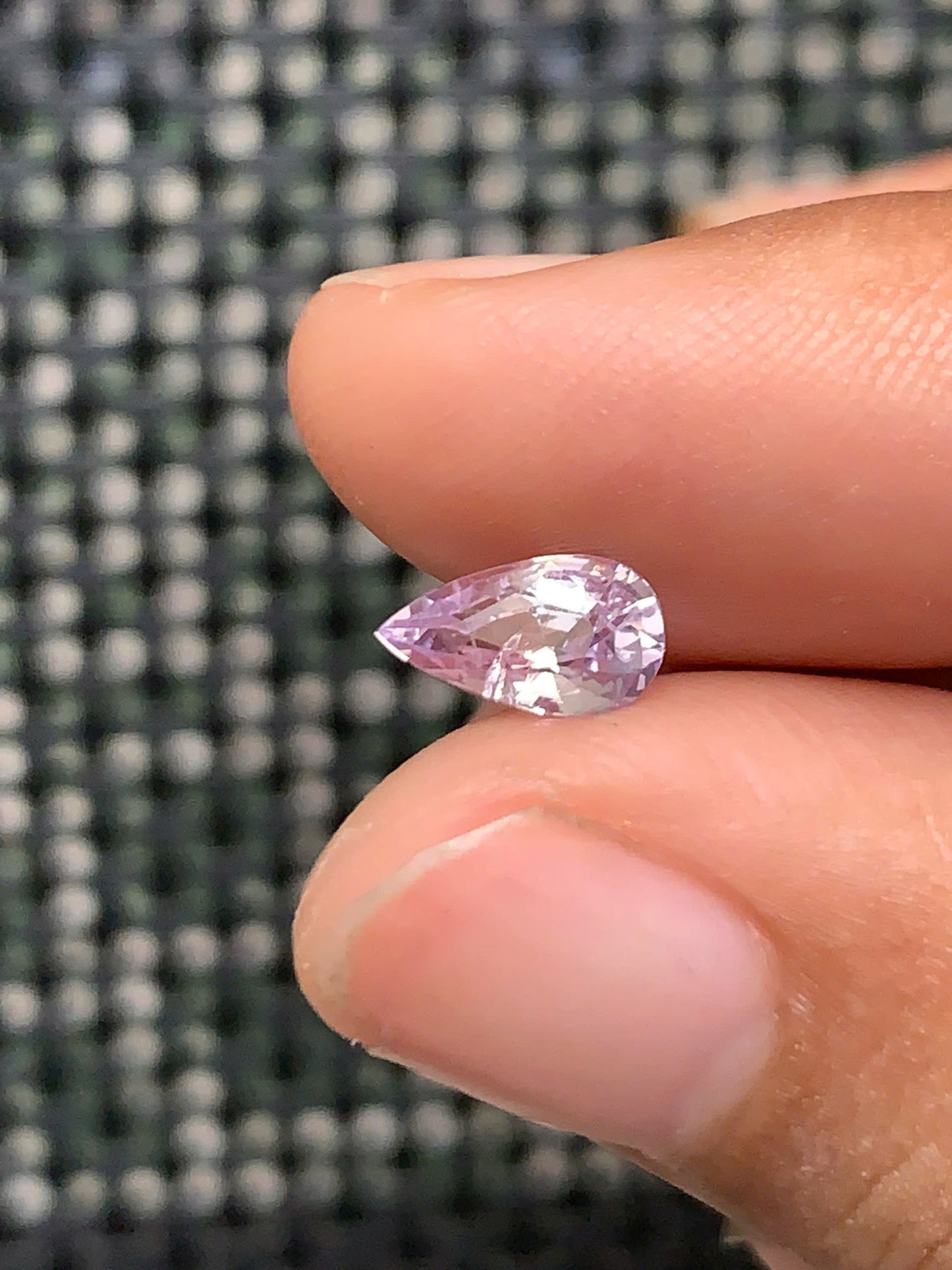 Bright purple Sapphire Nghe An - Vietnam 1.07ct - 08072524